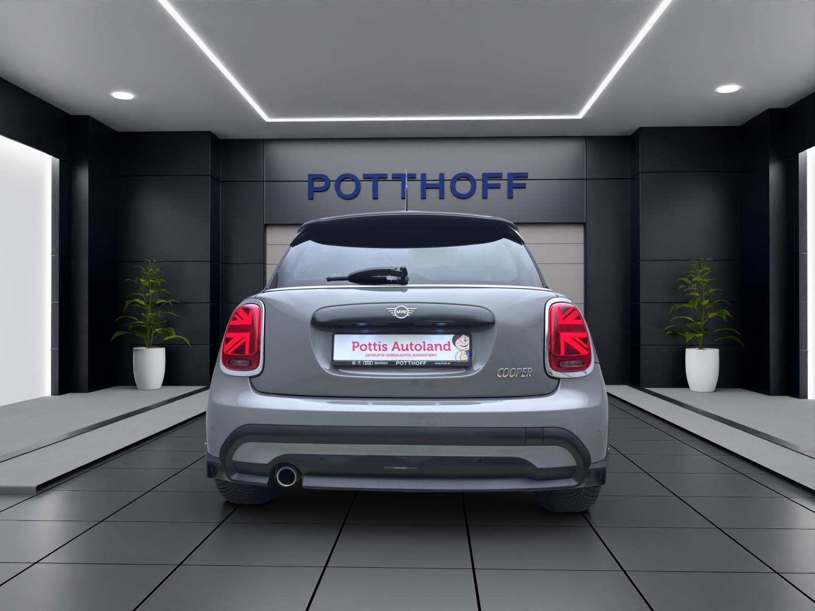 MINI Cooper 1.5 Steptronic Classic Trim ParkAssist LED Navi Sitzhzg Tempo Klima
