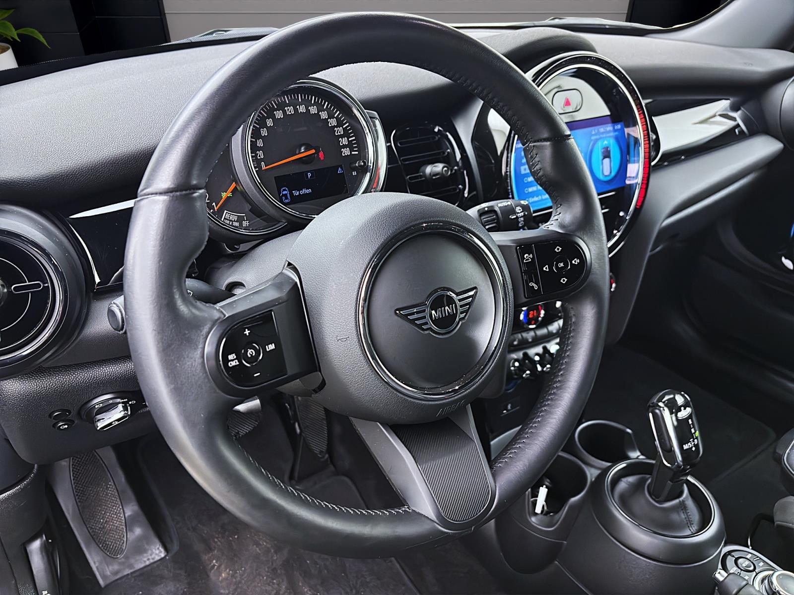 MINI Cooper 1.5 Steptronic Classic Trim ParkAssist LED Navi Sitzhzg Tempo Klima