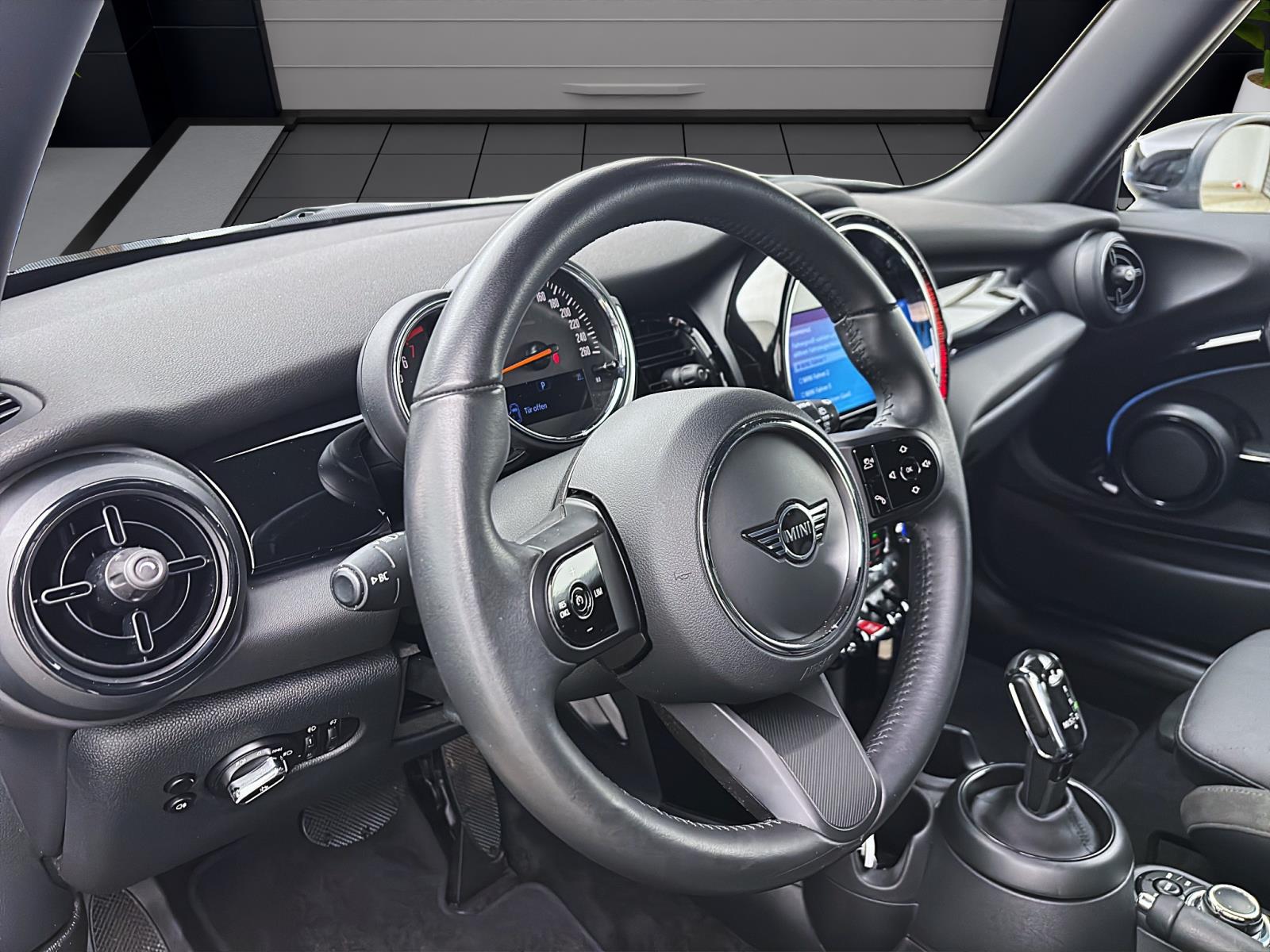 MINI Cooper 1.5 Steptronic Classic Trim ParkAssist LED Navi Sitzhzg Tempo Klima