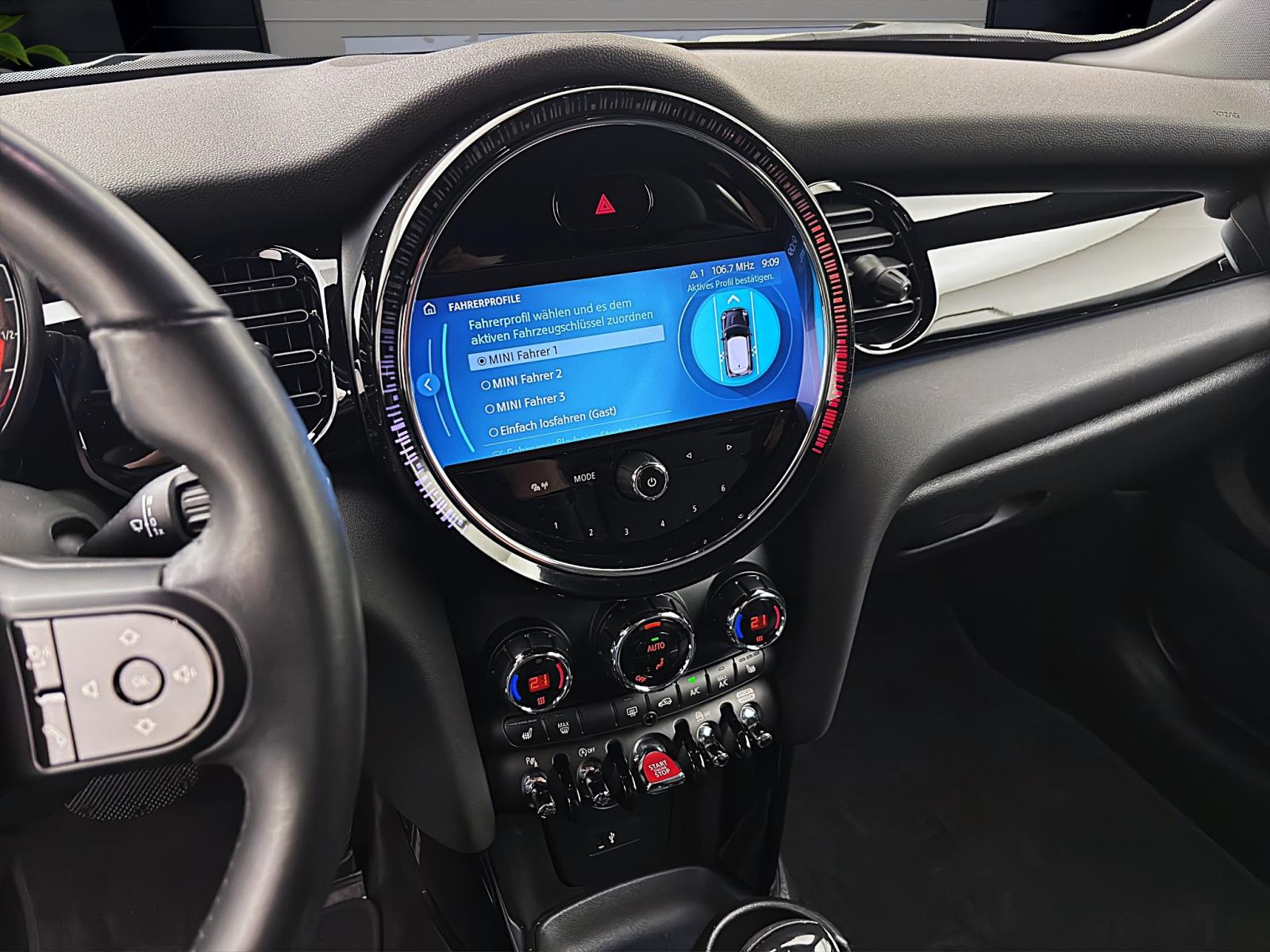 MINI Cooper 1.5 Steptronic Classic Trim ParkAssist LED Navi Sitzhzg Tempo Klima
