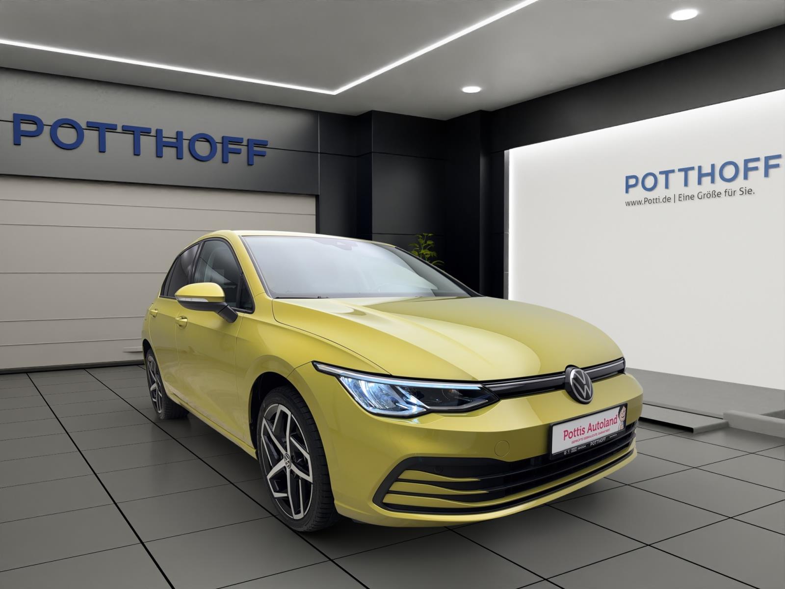 Volkswagen Golf 1.5 TSI LIFE AHK LED PDC SITZHZG