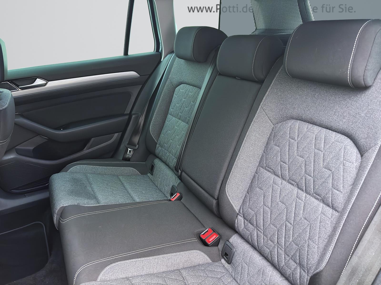 Volkswagen Passat Variant 1.5 TSI DSG BUSINESS NAVI LED SITZHZG PDC