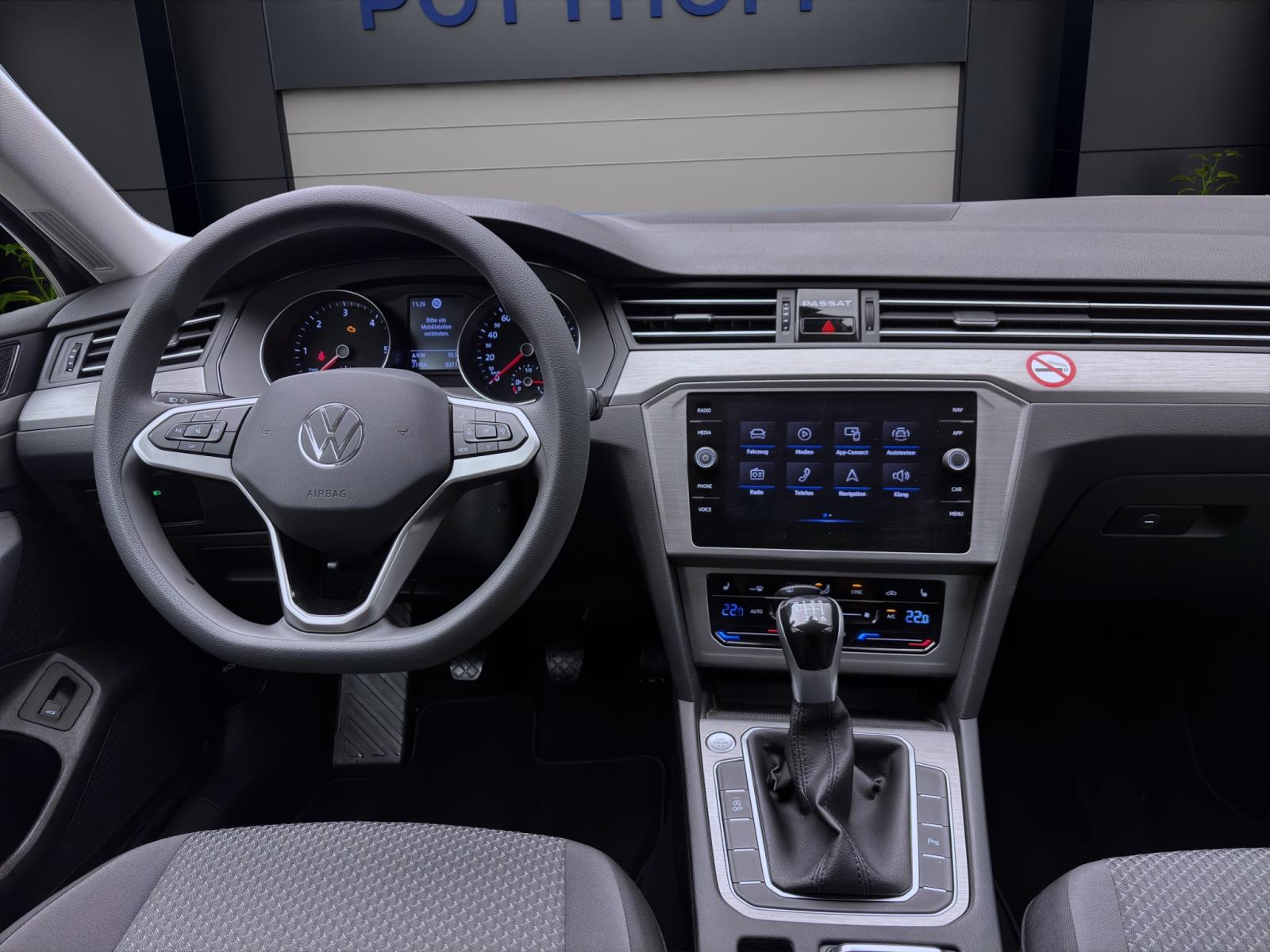 Volkswagen Passat Variant 2.0 TDI Navi AHK PED Sitzhzg LaneAssist AppConnect