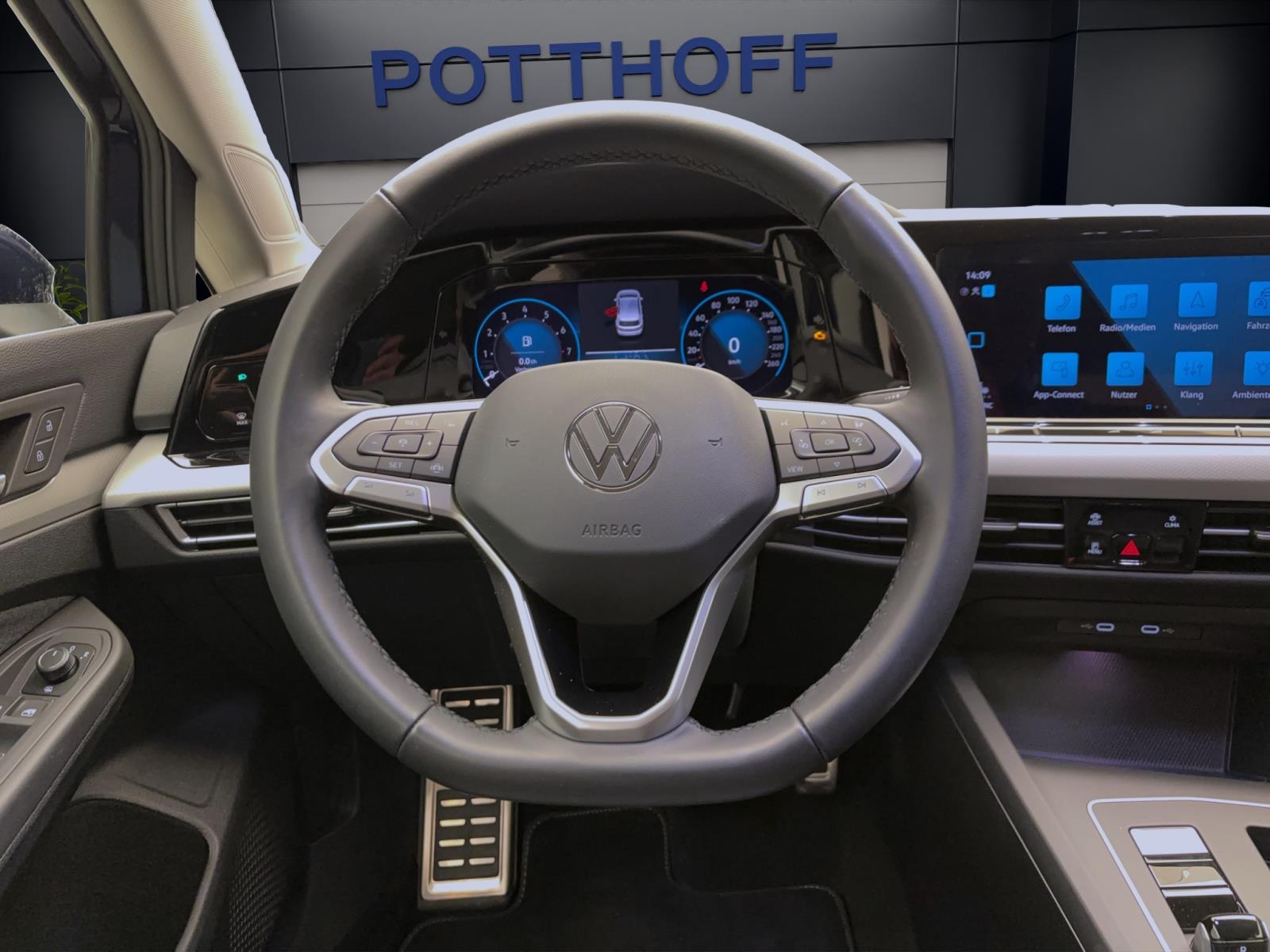 Volkswagen Golf 1.0 eTSI DSG MOVE NAVI LED ACC PDC