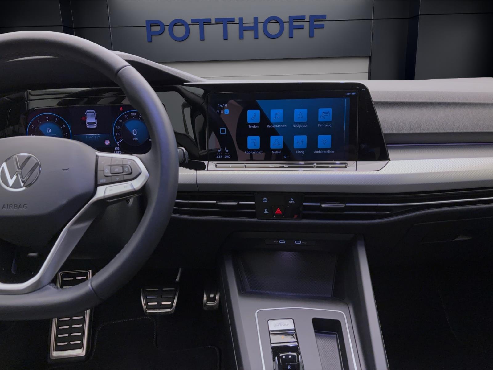 Volkswagen Golf 1.0 eTSI DSG MOVE NAVI LED ACC PDC