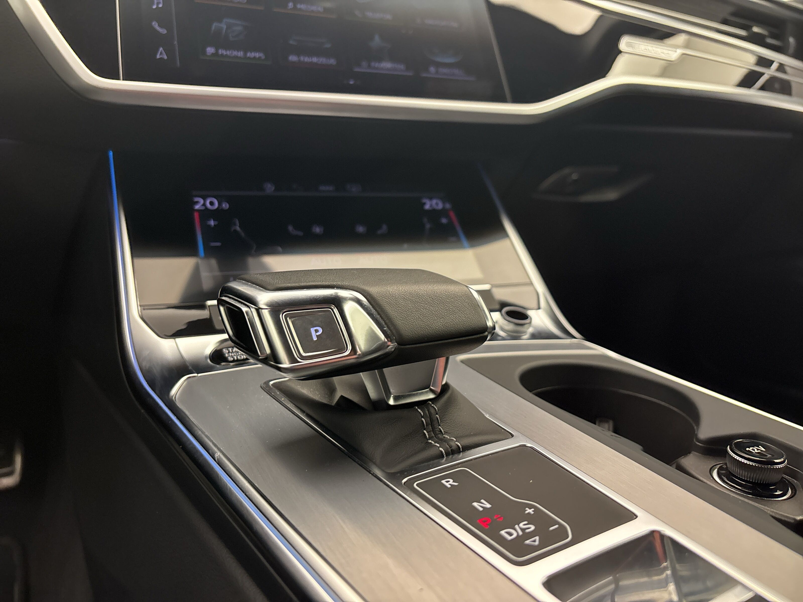 Audi A6 Avant 50 TDI Q SPORT AHK NAVI+ ACC LED TOPVIEW
