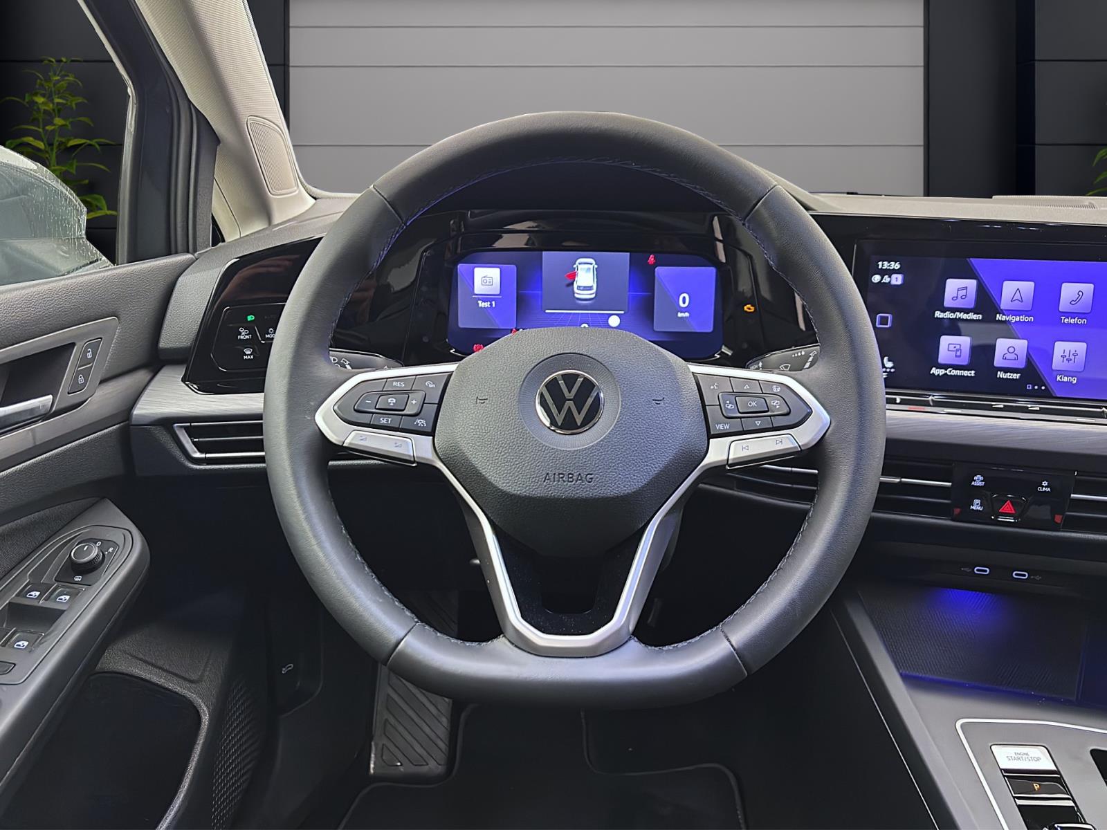 Volkswagen Golf Variant 8 2.0 TDI DSG StyleACC PDC LED+ Kamera Navi AppConnect