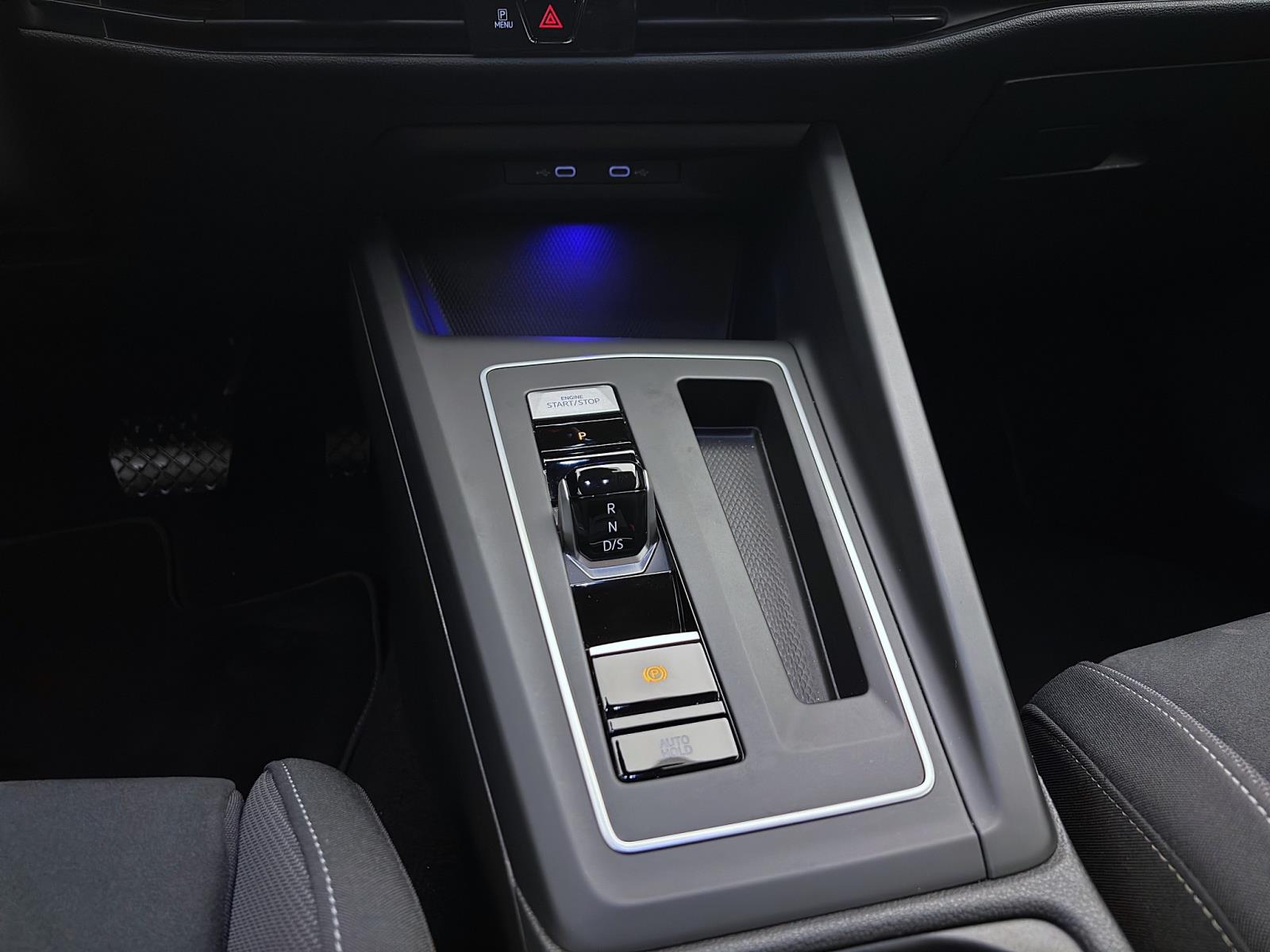 Volkswagen Golf Variant 8 2.0 TDI DSG StyleACC PDC LED+ Kamera Navi AppConnect