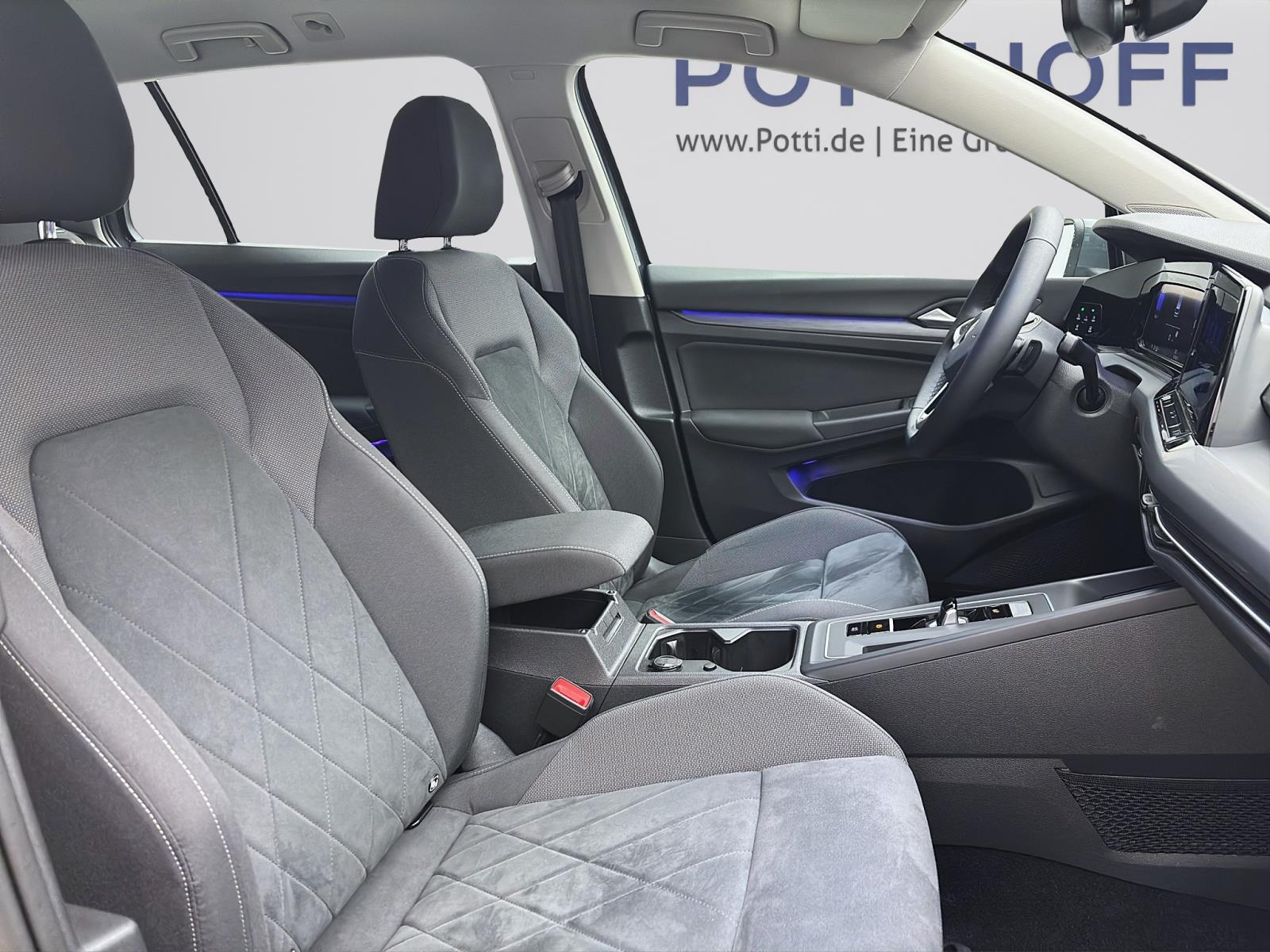 Volkswagen Golf Variant 8 2.0 TDI DSG StyleACC PDC LED+ Kamera Navi AppConnect