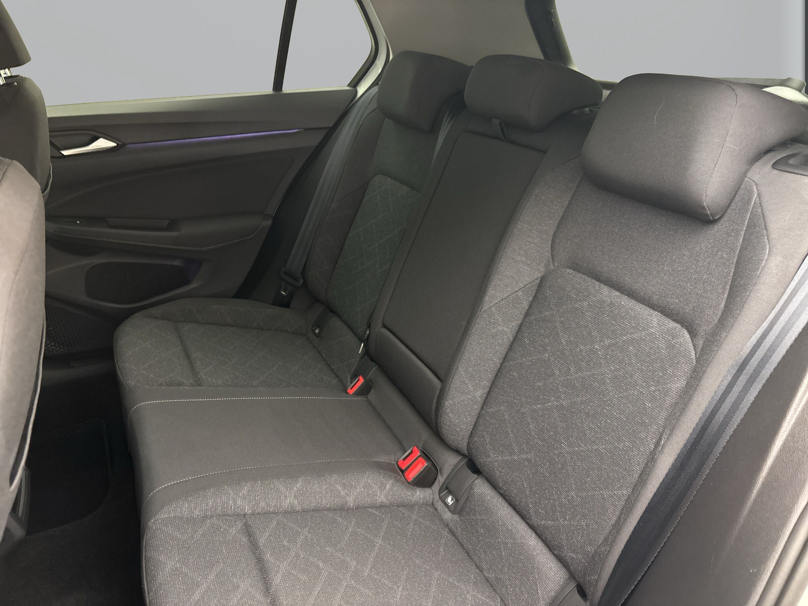 Volkswagen Golf 1.5 TSI LIFE NAVI LED ACC SITZHZG