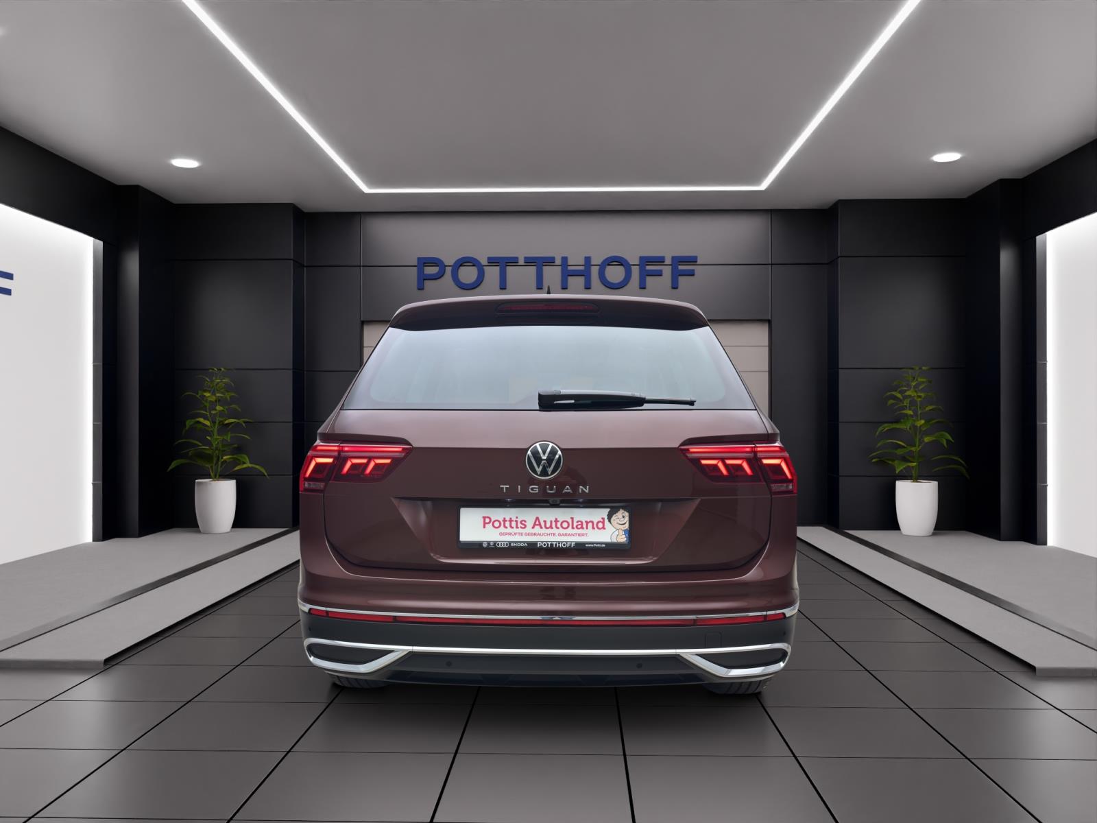 Volkswagen Tiguan 2.0 TDI DSG ELEGANCE PANO AHK IQ.LIGHT NAVI