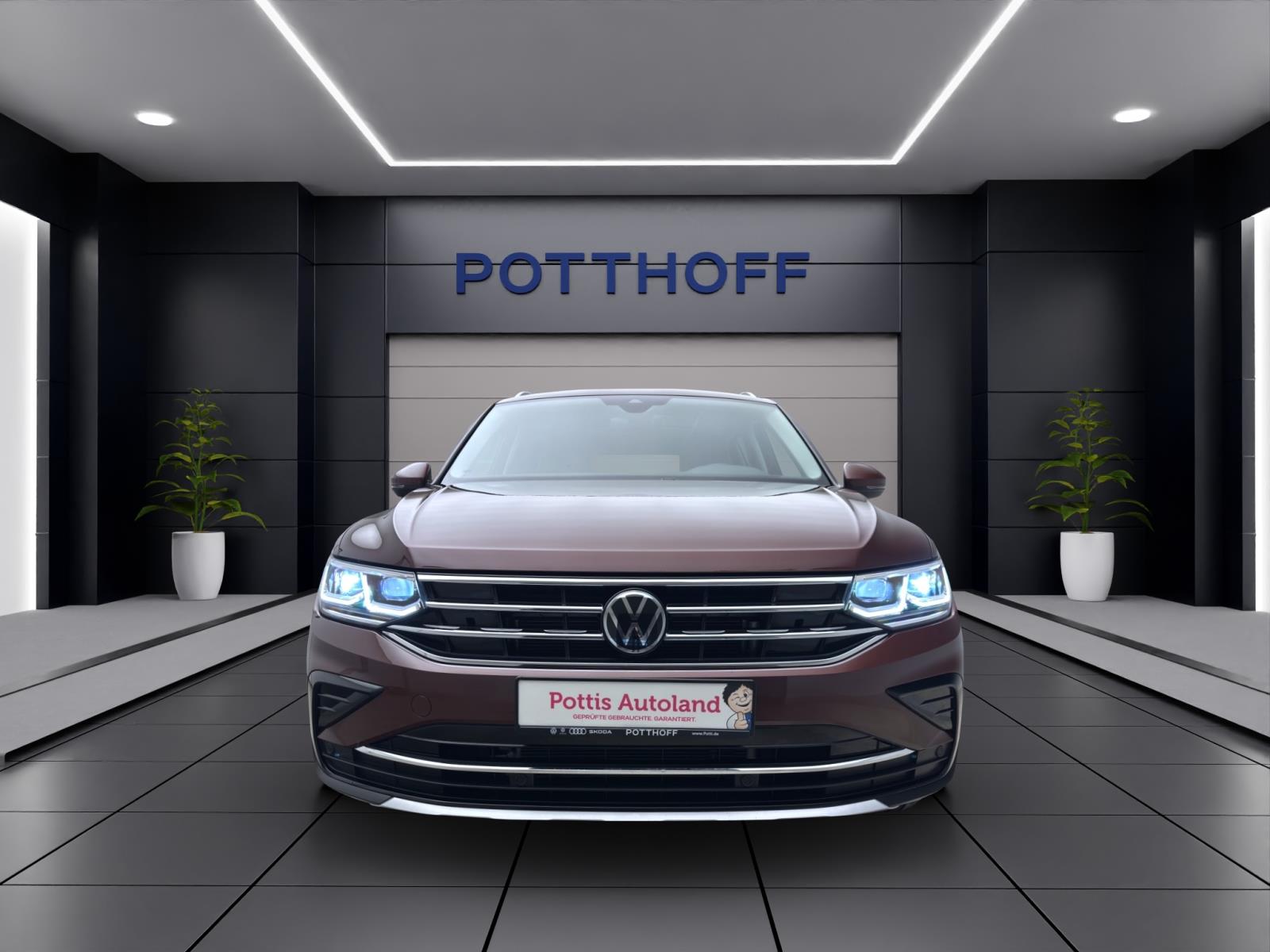 Volkswagen Tiguan 2.0 TDI DSG ELEGANCE PANO AHK IQ.LIGHT NAVI