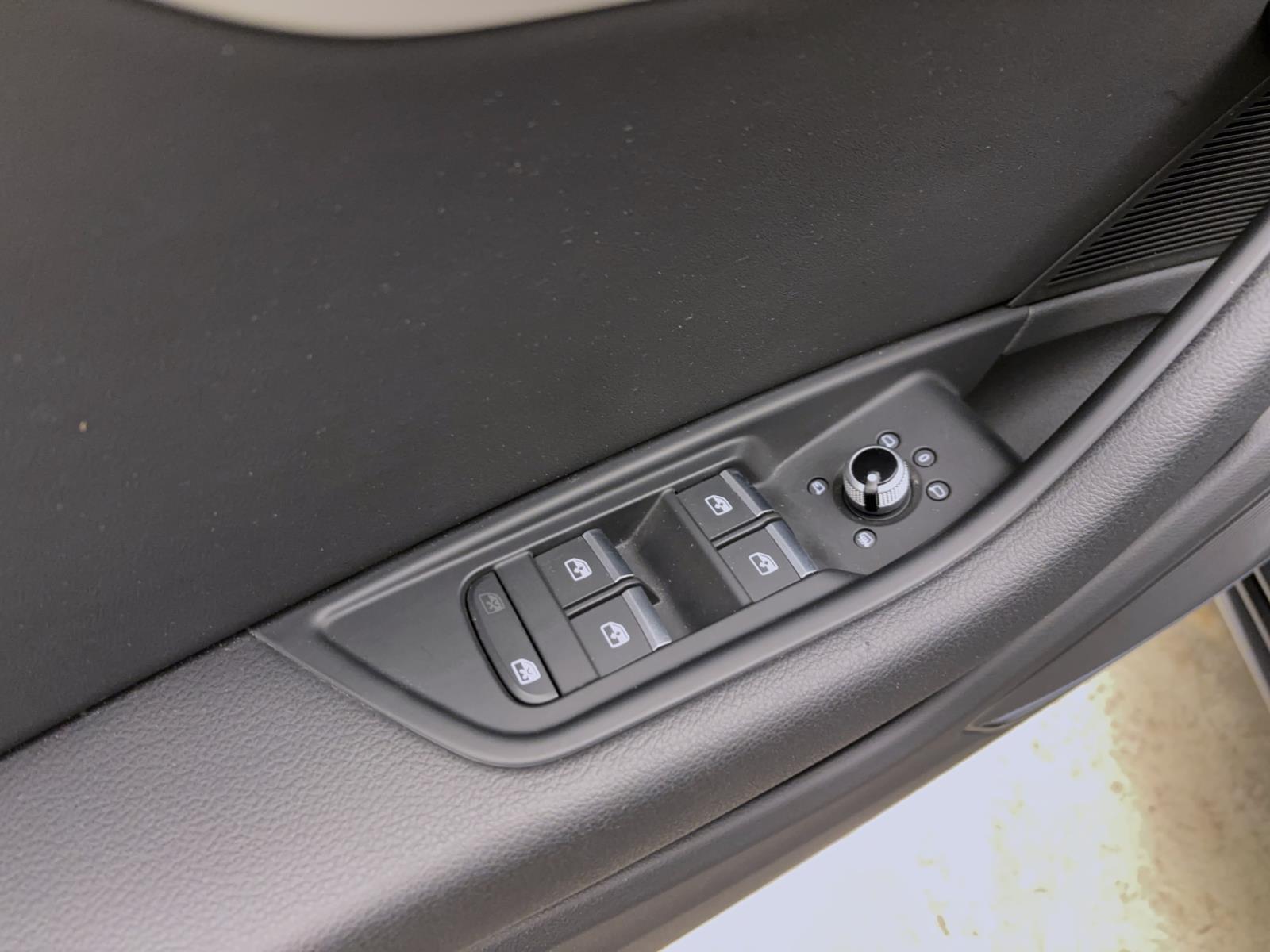 Audi A4 Avant 50 TDI q advanced Pano ACC PDC Kamera Matrix Navi B&O