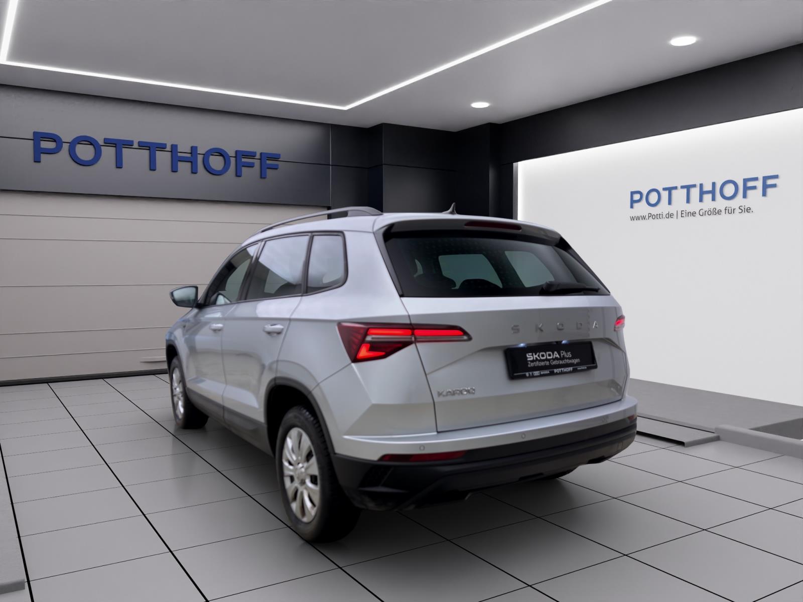 Skoda Karoq DRIVE AHK MATRIX SHZ PDC KAM SMARTL.