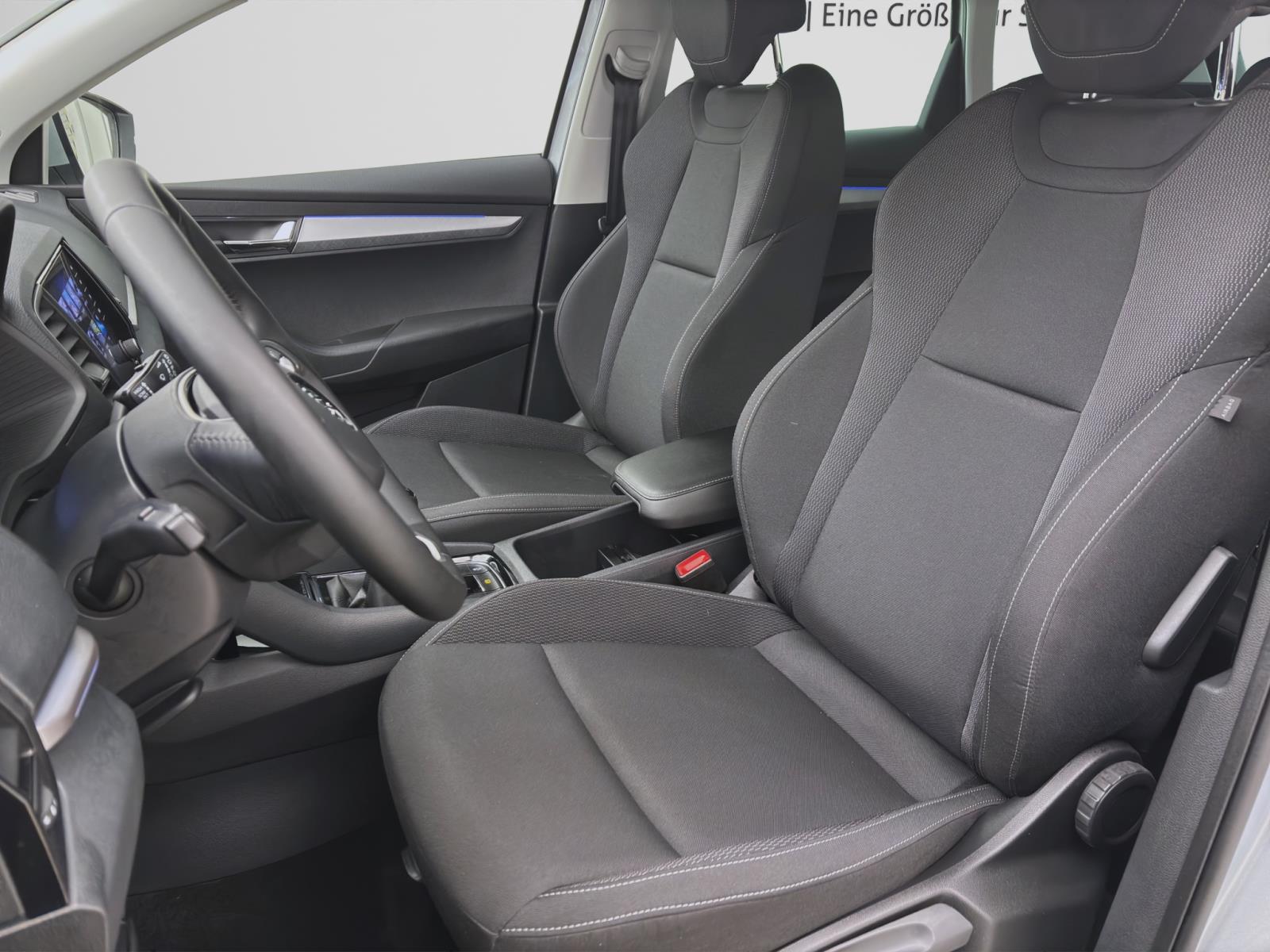 Skoda Karoq DRIVE AHK MATRIX SHZ PDC KAM SMARTL.