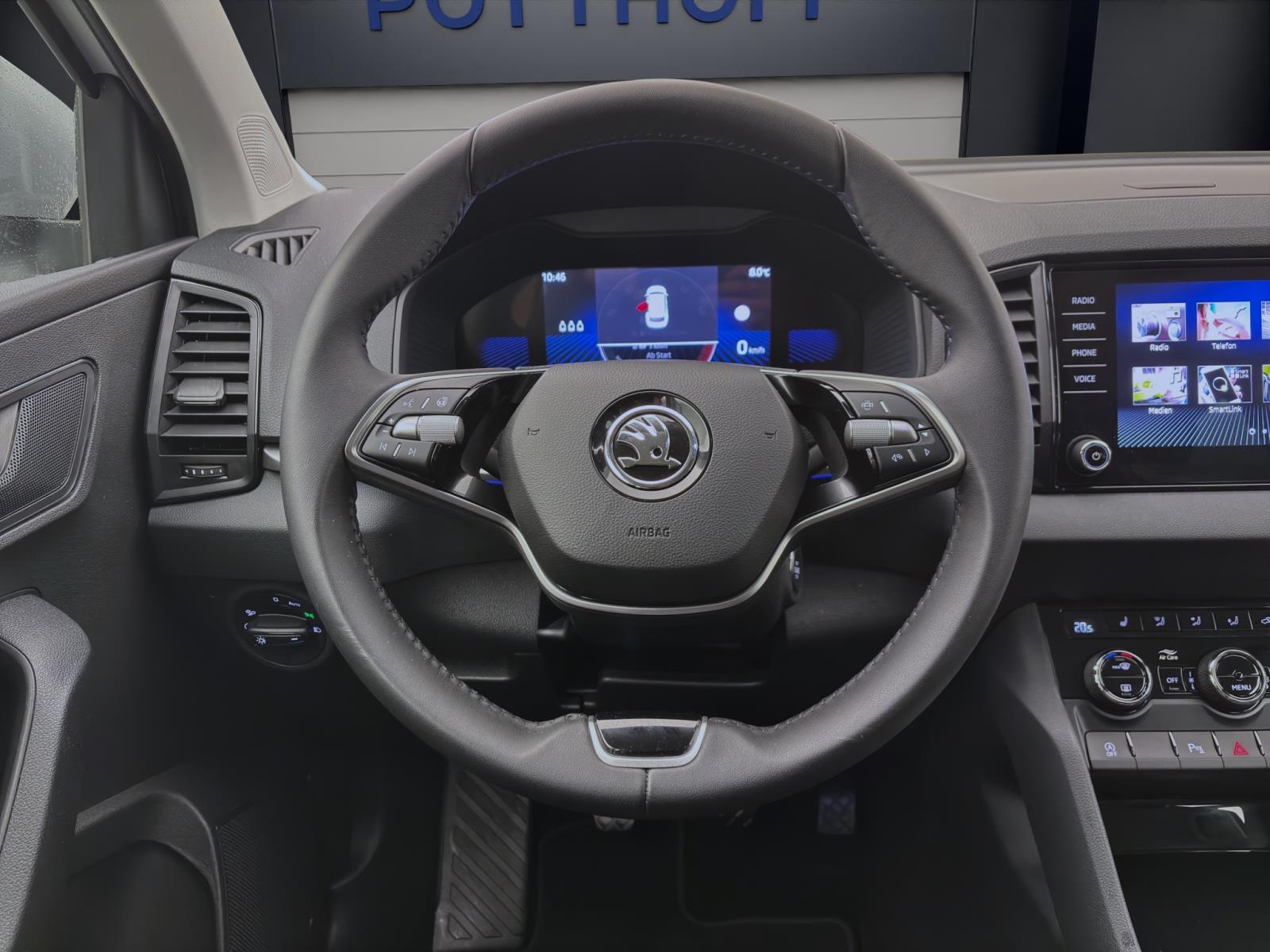 Skoda Karoq DRIVE AHK MATRIX SHZ PDC KAM SMARTL.
