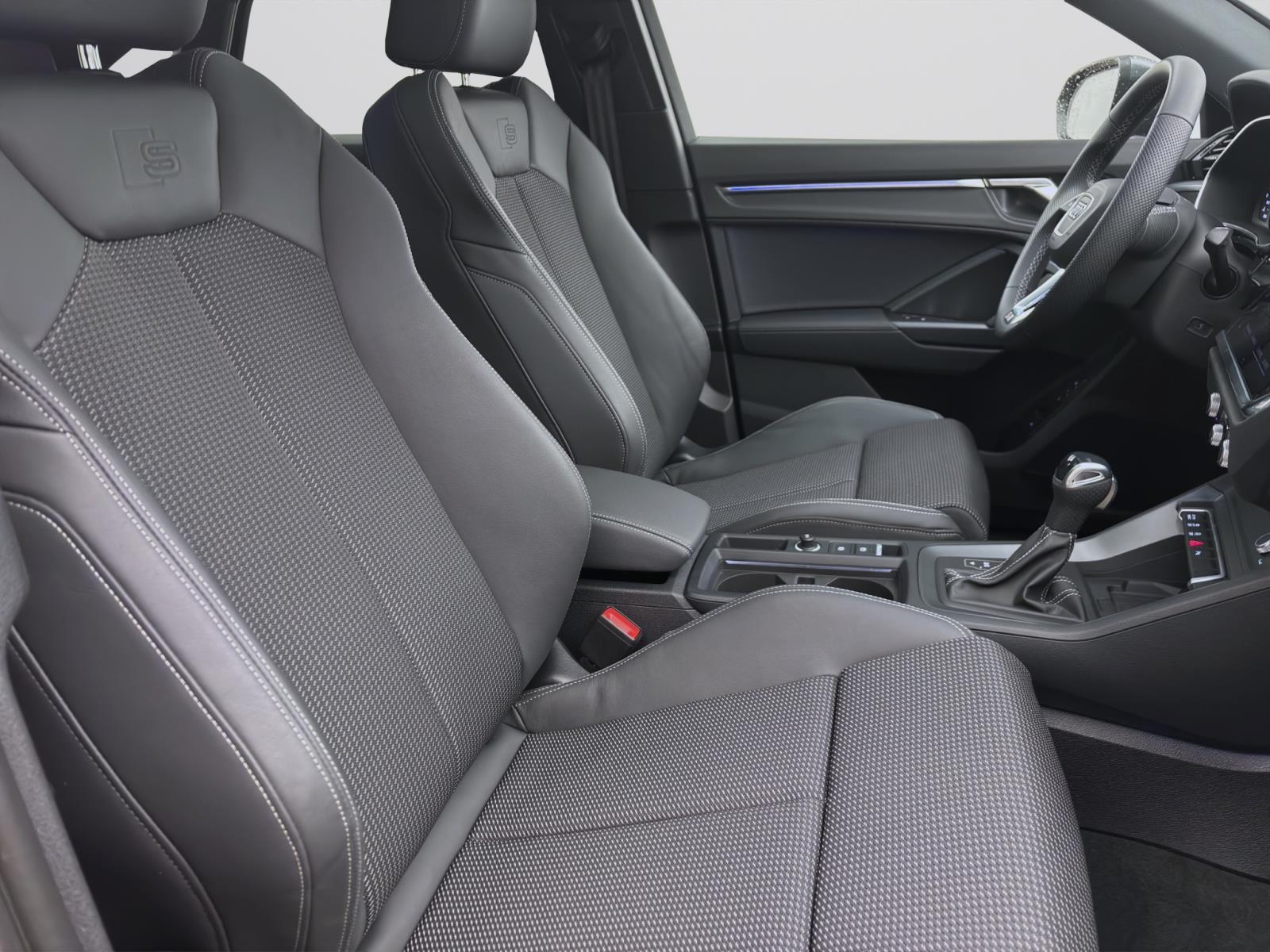 Audi Q3 Sportback 35 TFSI S LINE KAMERA LED NAVI AHK LM19