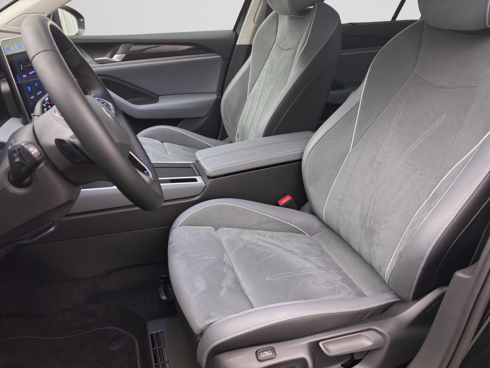 Volkswagen Passat Variant 1.5 eTSI DSG BUSINESS NAVI KAMERA ACC LED