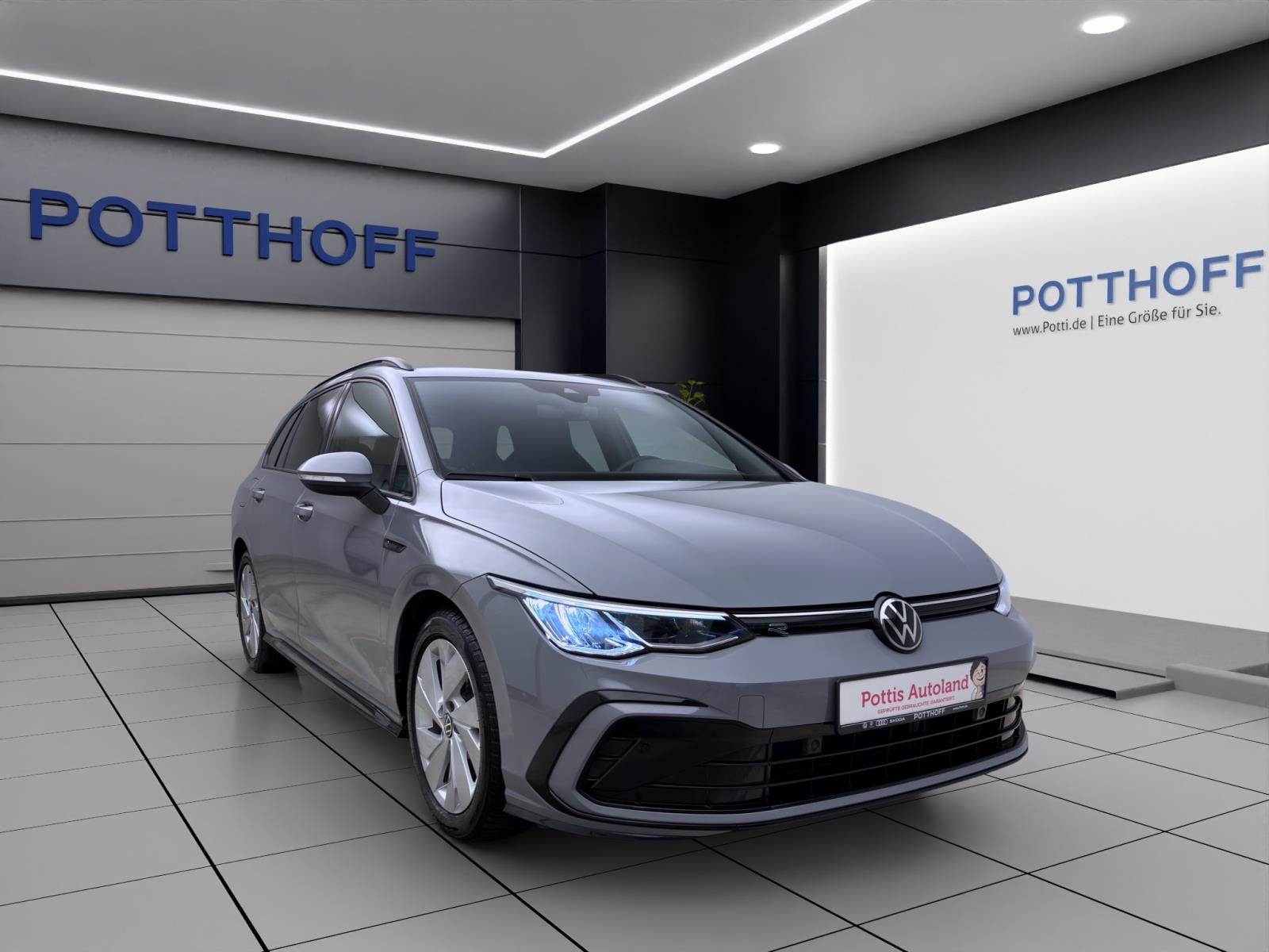 Volkswagen Golf Variant 1.5 eTSI DSG R-LINE KAMERA ACC LED