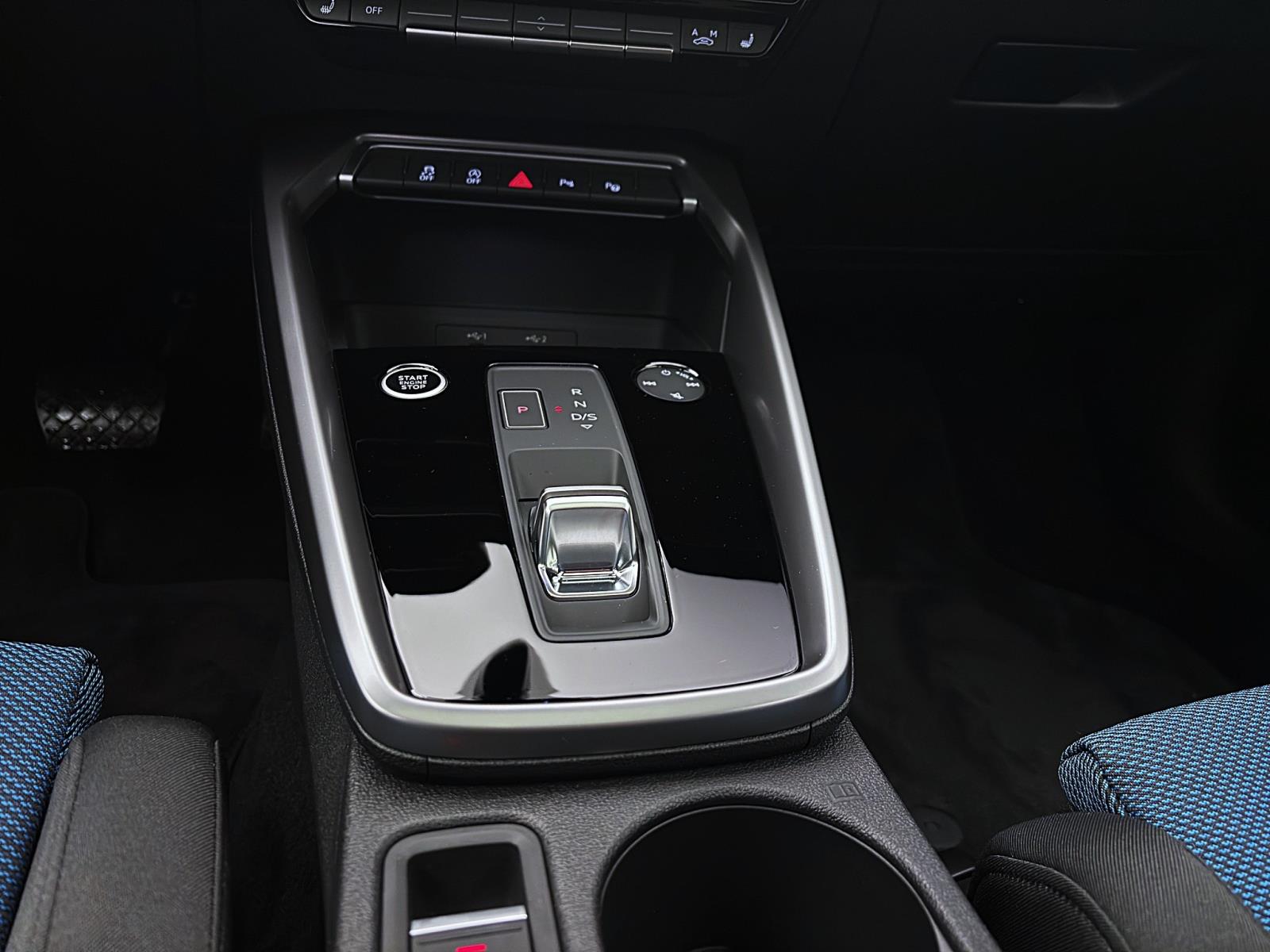 Audi A3 Sportback 40 TDI Q ADVANCED PANO AHK MATRIX KAMERA