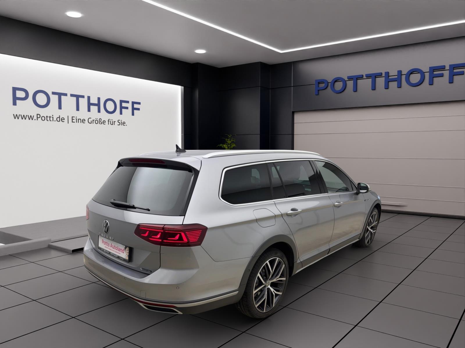 Volkswagen Passat Variant 2.0 TDI DSG Alltrack 4Motion Standhzg Pano AHK ACC ParkAssist IQ.Light