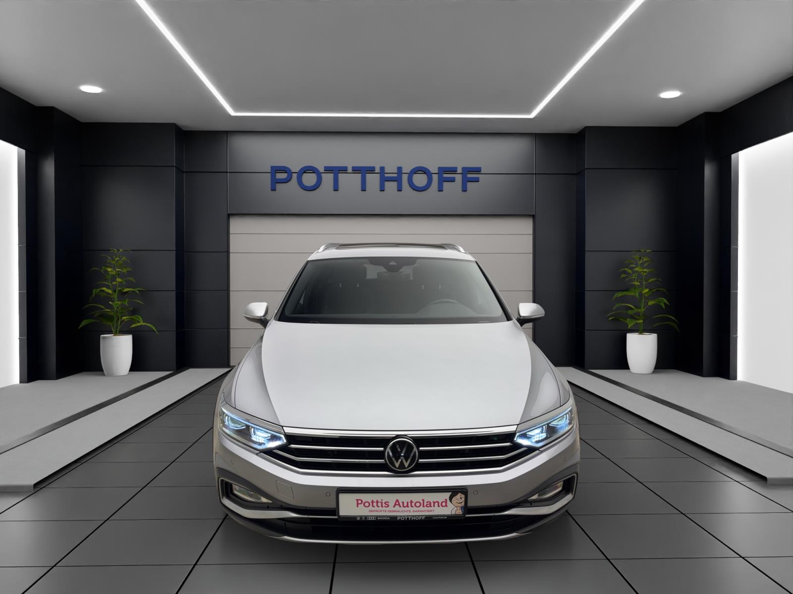 Volkswagen Passat Variant 2.0 TDI DSG Alltrack 4Motion Standhzg Pano AHK ACC ParkAssist IQ.Light