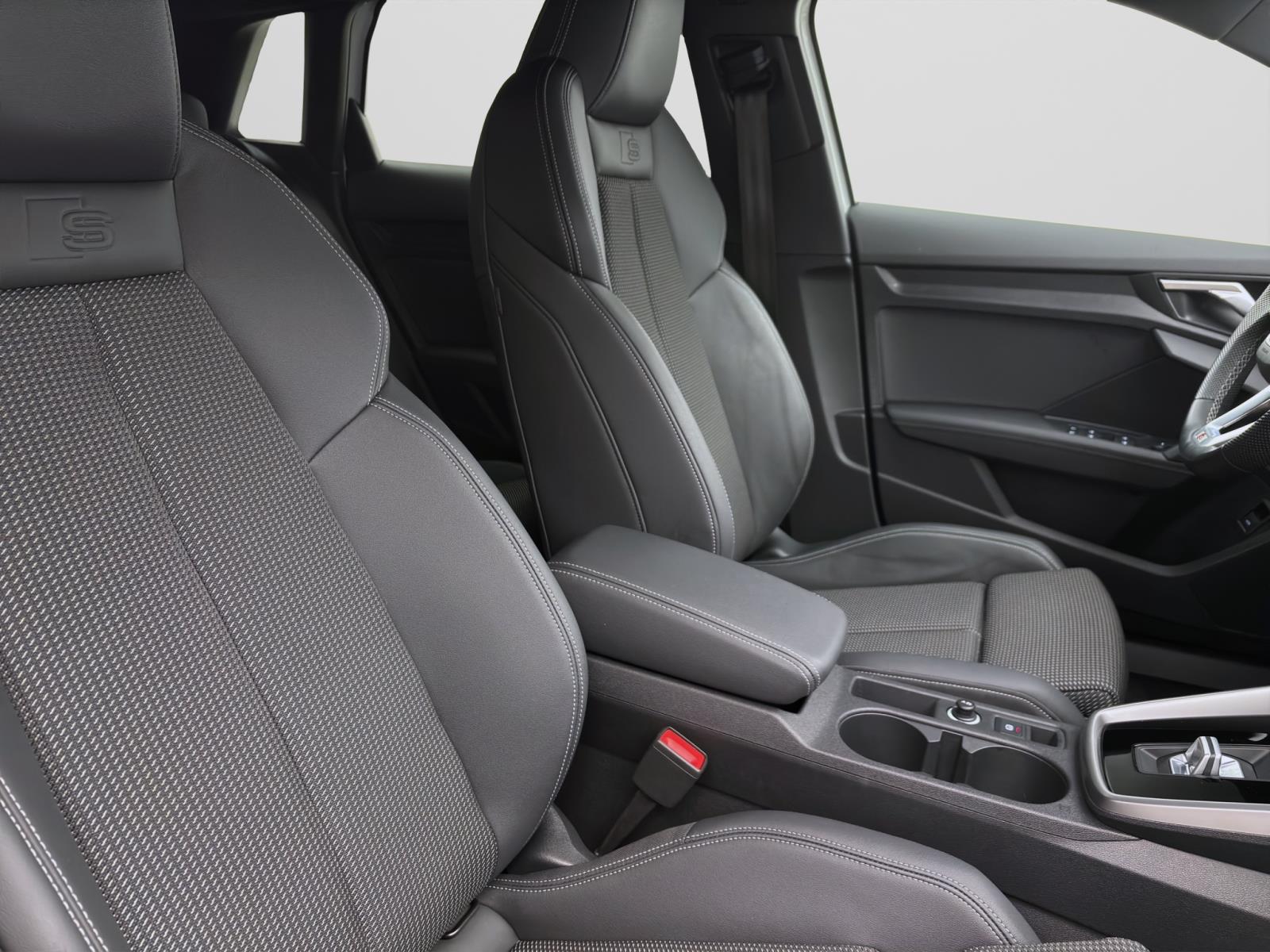 Audi A3 Sportback 30 TDI S line AHK ACC ParkAssist LED Navi Sitzhzg