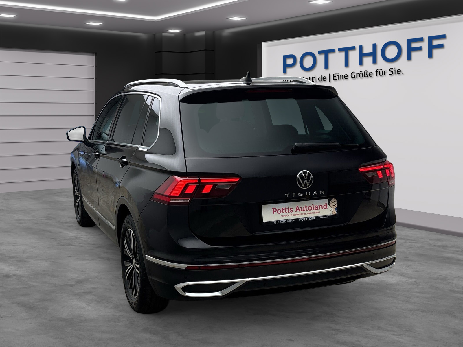 Volkswagen Tiguan 2.0 TDI DSG Elegance Matrix AHK Navi RearView TravelAssist