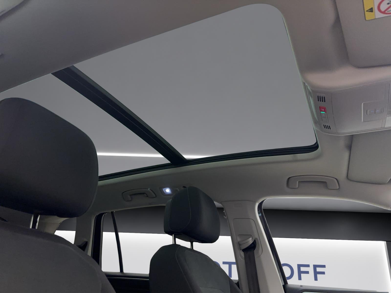 Volkswagen Tiguan Allspace 2.0 TDI DSG Highline 4Motion Standhzg Pano AHK Navi LED RearView