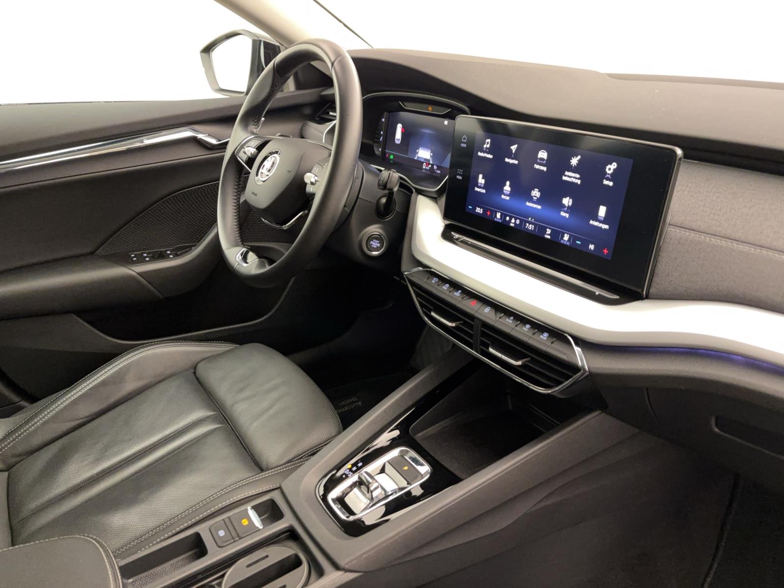 Skoda Octavia Combi 2.0 TDI DSG Style First Edition Navi LED ACC PDC Sitzhzg FrontAssist