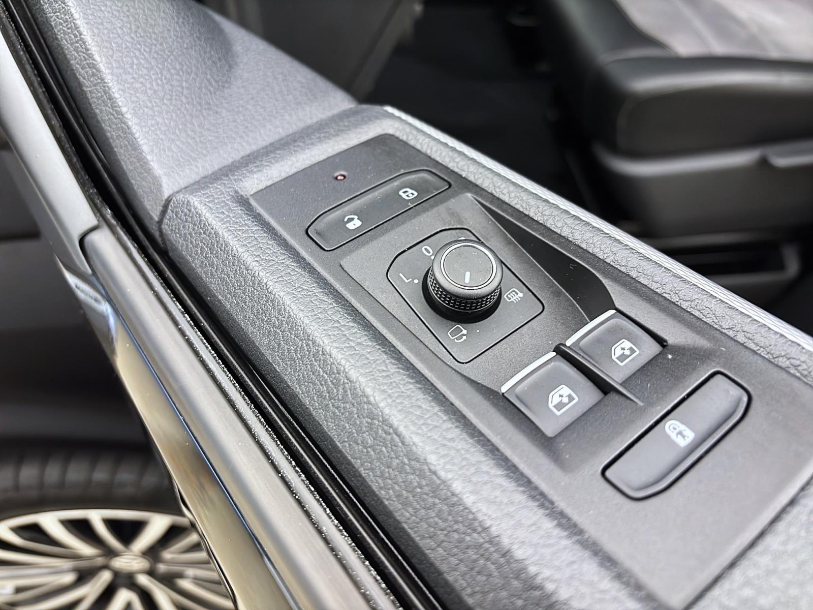Volkswagen T6.1 Multivan Generation Six 2,0 DSG TDI LED/Navi/AHK