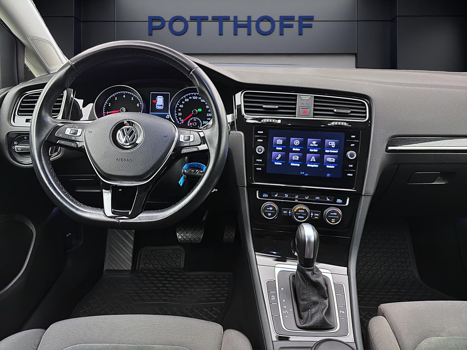 Volkswagen Golf Variant 1.5 TSI DSG HIGHLINE NAVI LED ACC SITZHZG PDC