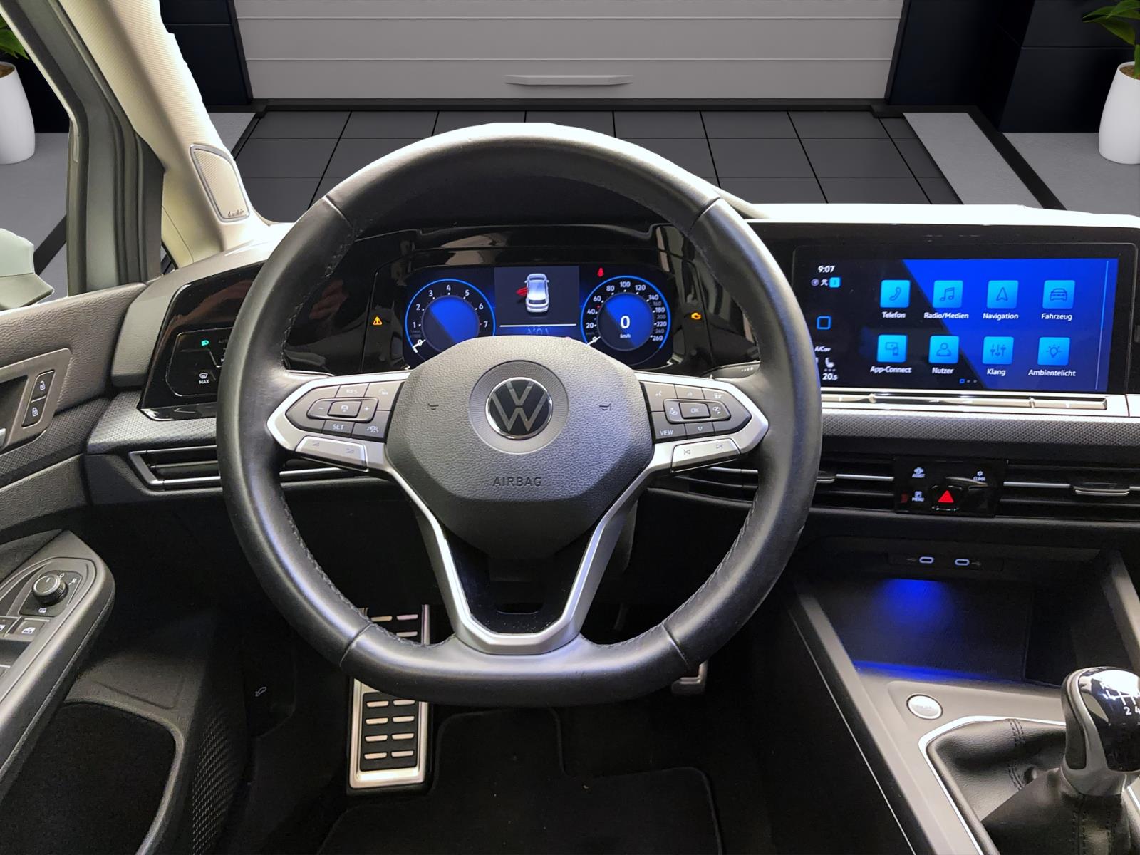 Volkswagen Golf 8 1.0 TSI UNITED NAVI LED ACC PDC