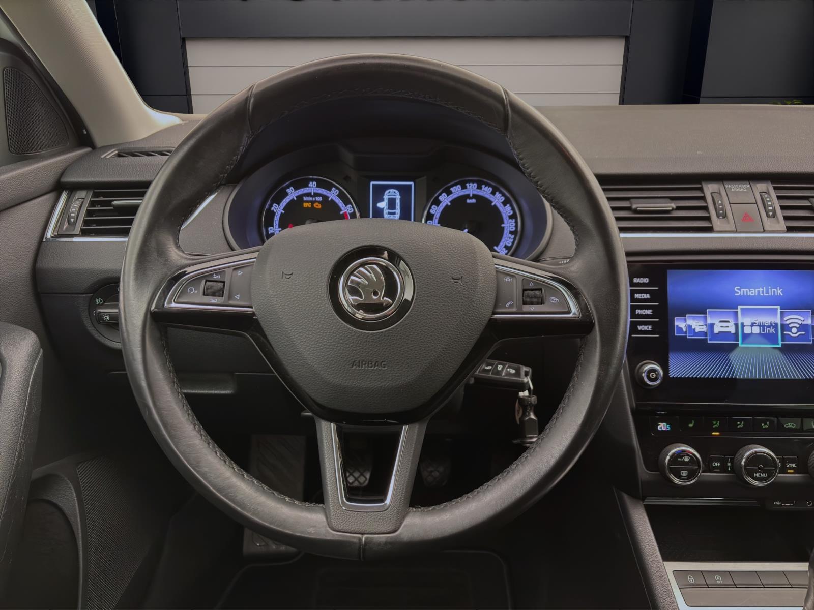 Skoda Octavia Combi 1.4 TSI DRIVE NAVI LED BUSINESS-PAKET