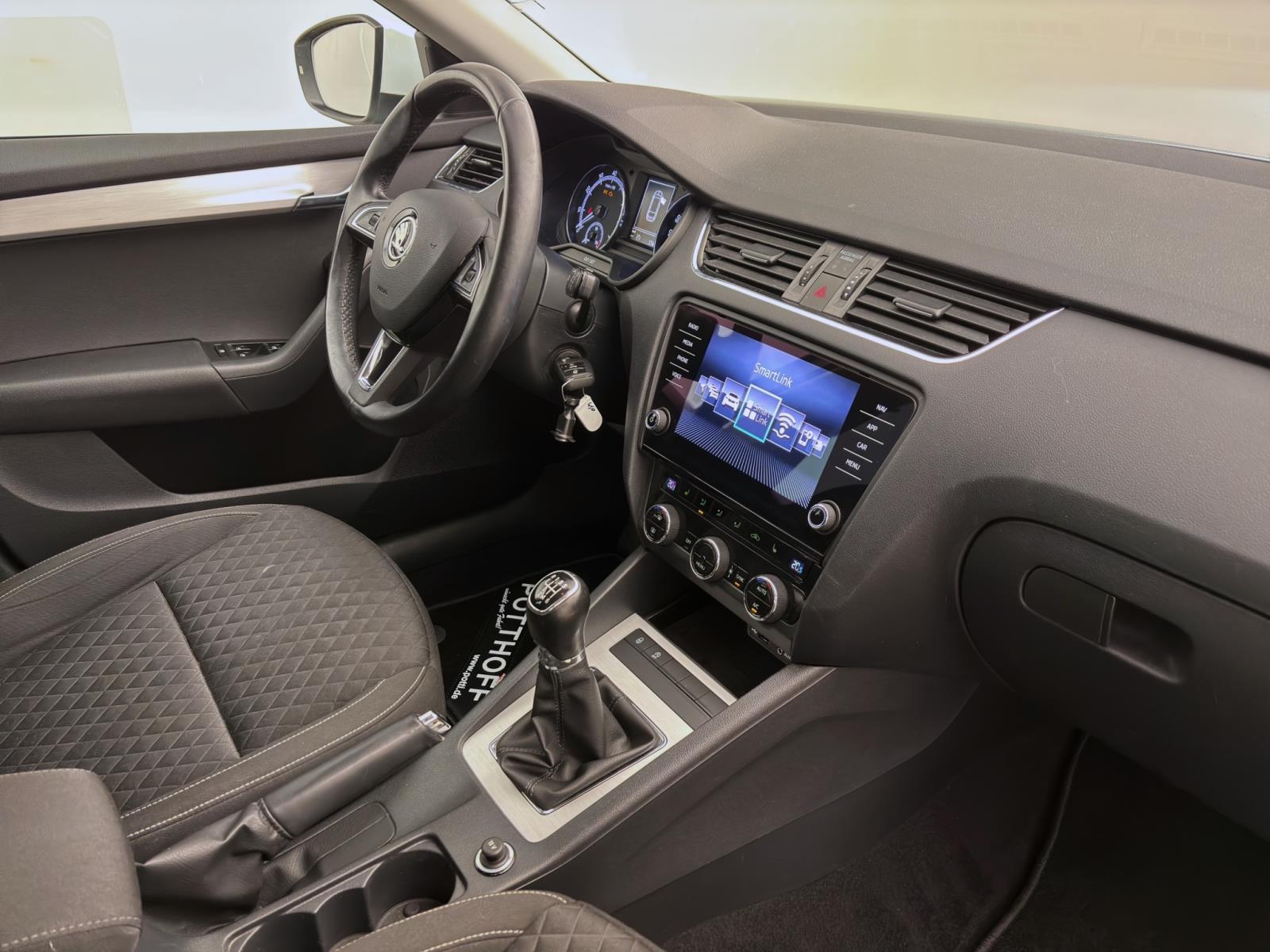 Skoda Octavia Combi 1.4 TSI DRIVE NAVI LED BUSINESS-PAKET