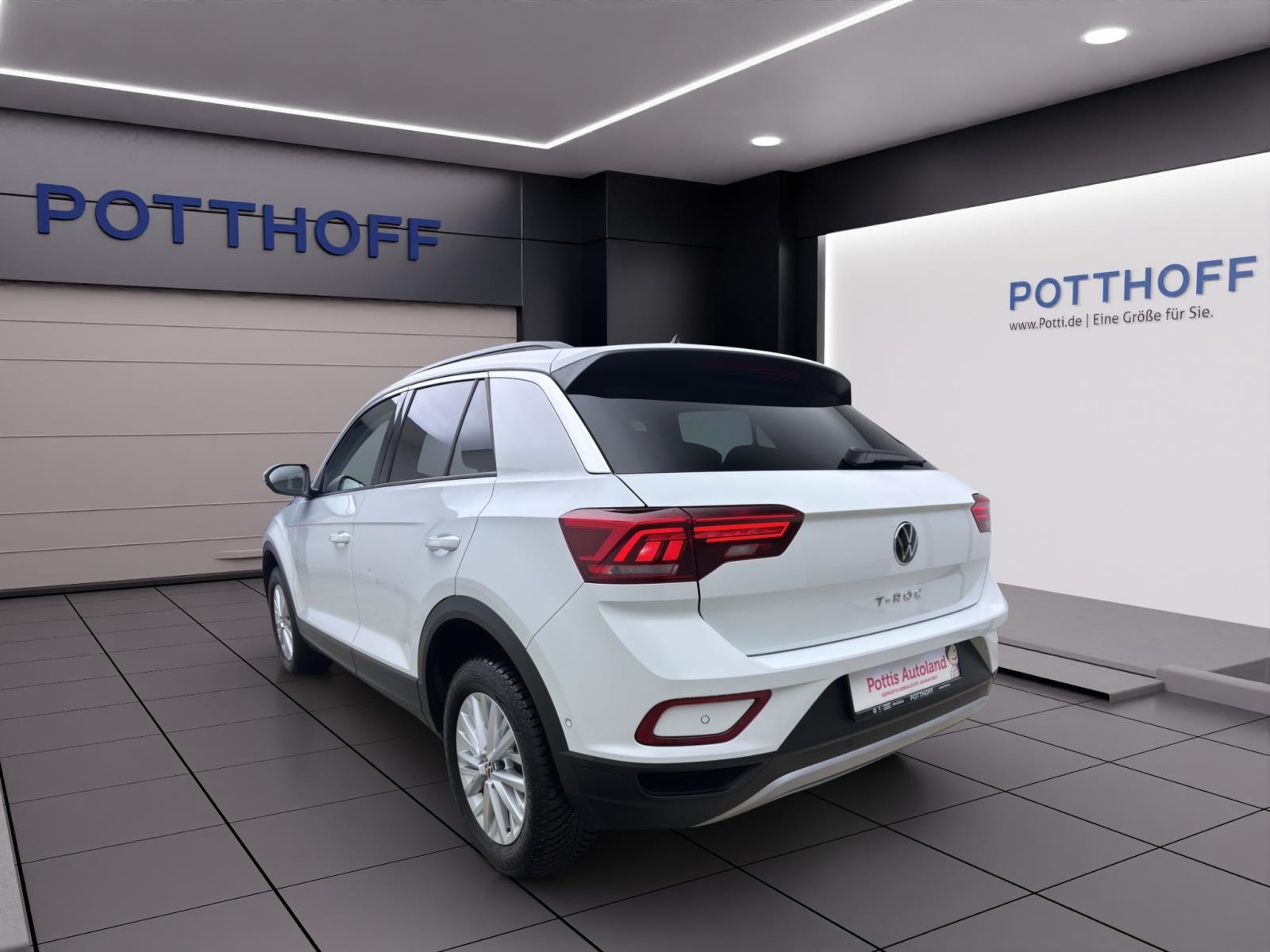 Volkswagen T-Roc 1.0 TSI LIFE NAVI LED PDC SITZHZG