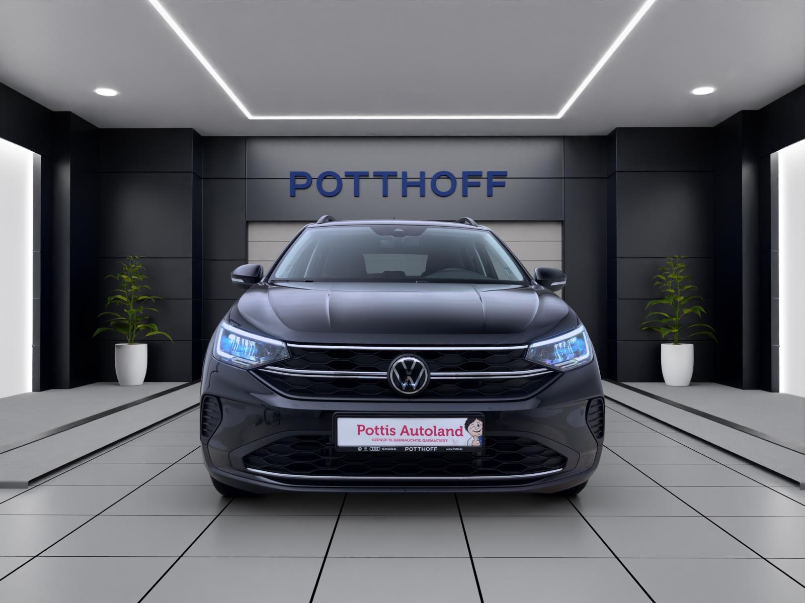 Volkswagen Taigo 1.5 TSI DSG MOVE NAVI ACC KAMERA SITZHZG
