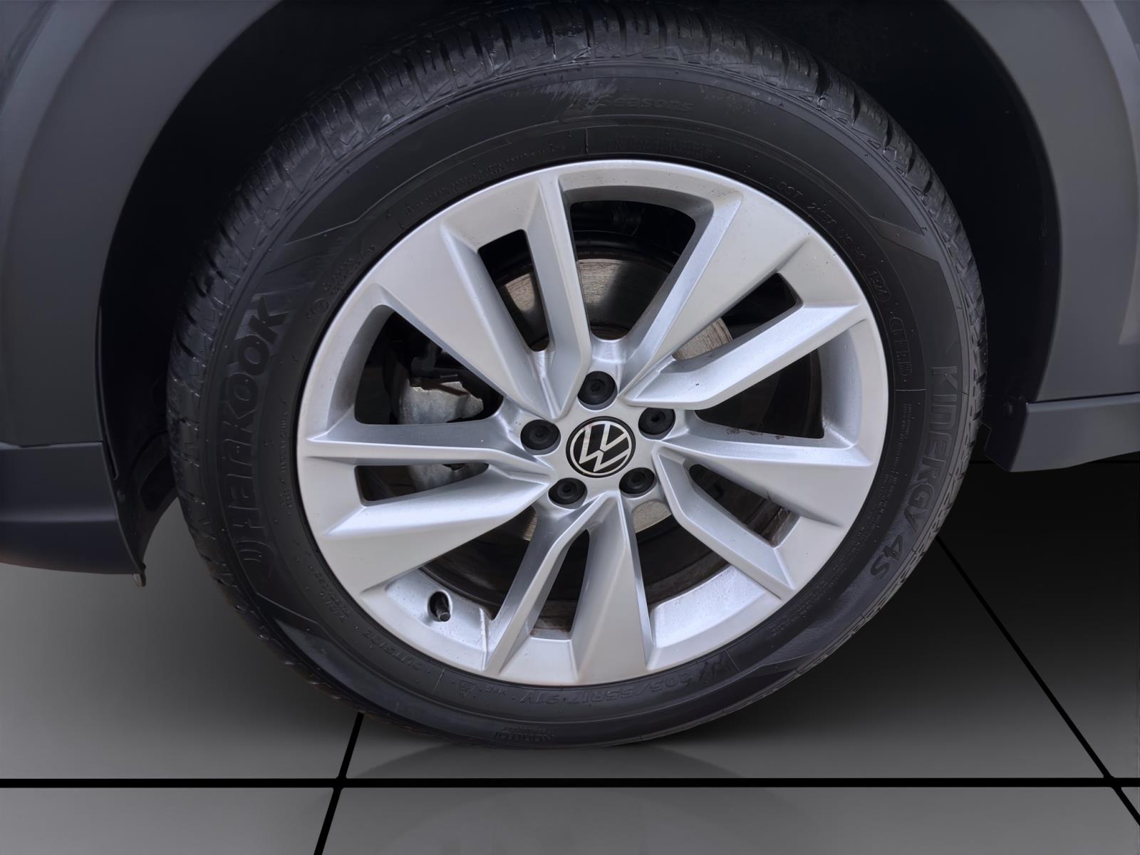 Volkswagen Taigo 1.5 TSI DSG MOVE NAVI ACC KAMERA SITZHZG