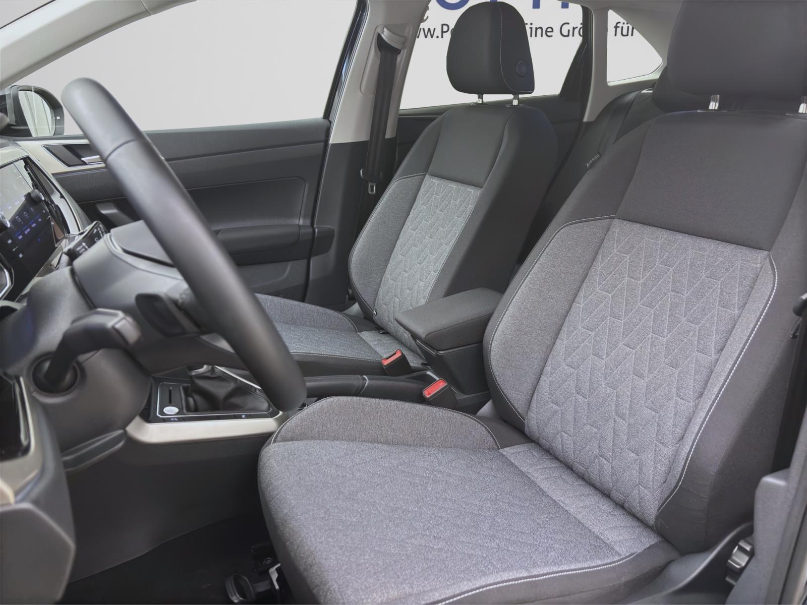 Volkswagen Taigo 1.5 TSI DSG MOVE NAVI ACC KAMERA SITZHZG