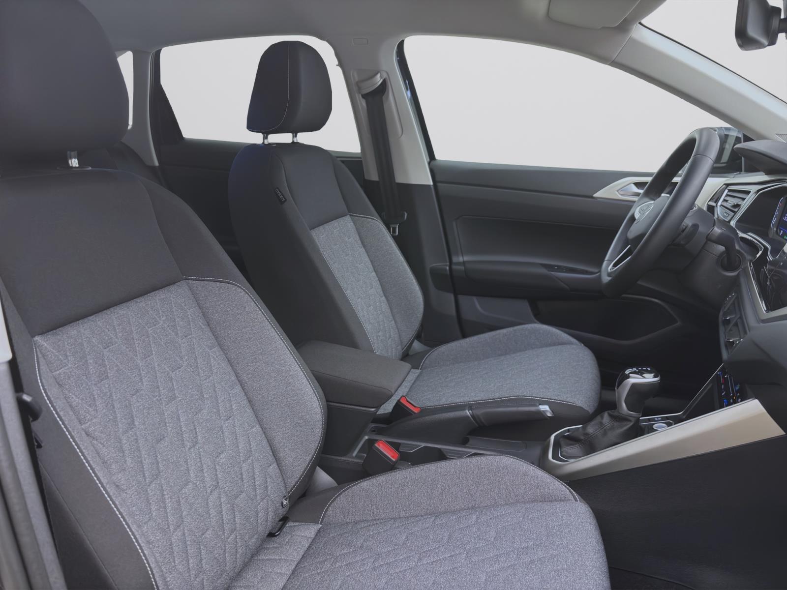 Volkswagen Taigo 1.5 TSI DSG MOVE NAVI ACC KAMERA SITZHZG