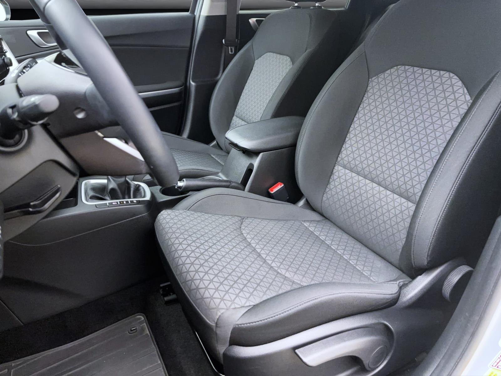 Kia Ceed_sw 1.0 T-GDI Vision PDC Kamera Sitzhzg Tempo Klima