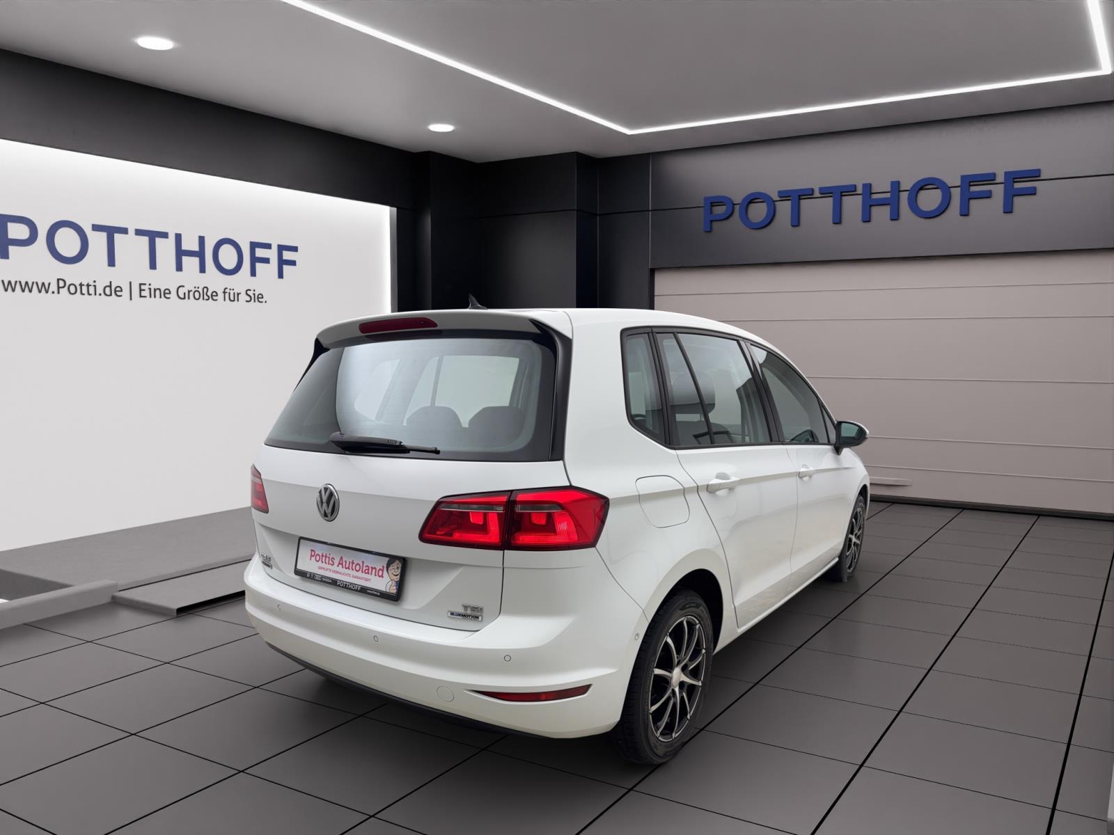 Volkswagen Golf Sportsvan 1.2 TSI Comfortline Pano ParkAssist Winter Klima