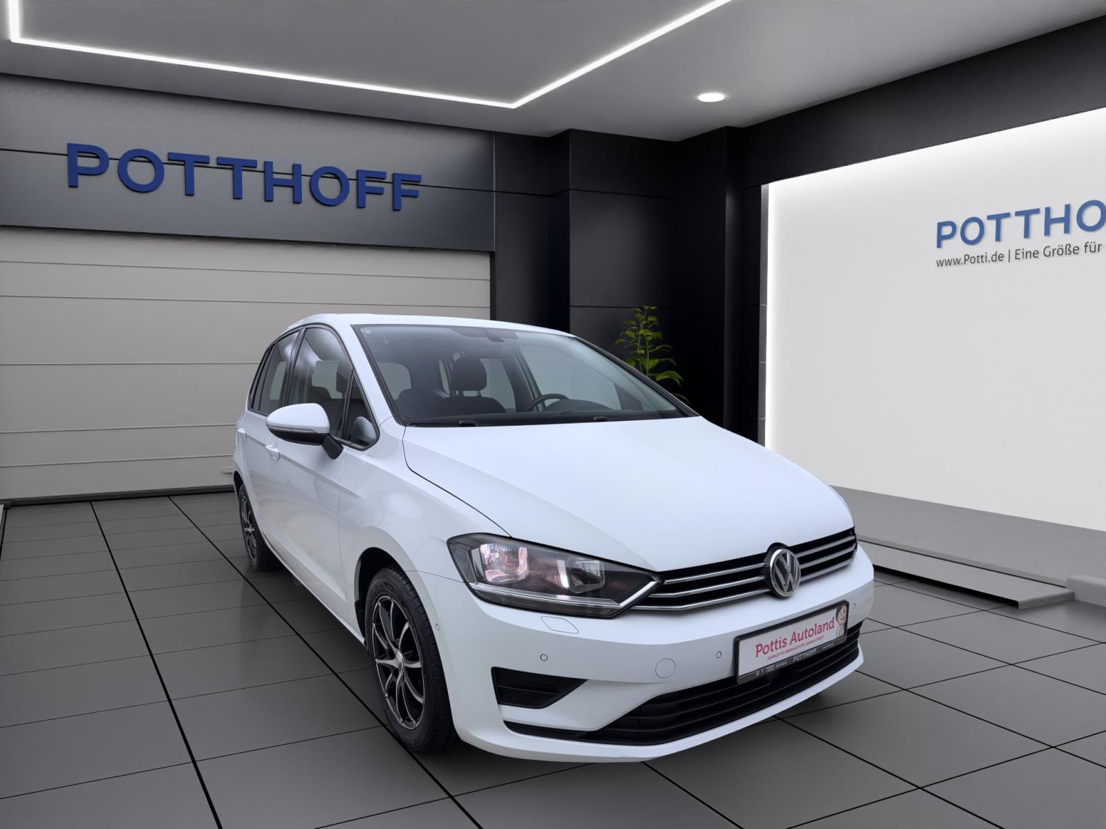 Volkswagen Golf Sportsvan 1.2 TSI Comfortline Pano ParkAssist Winter Klima