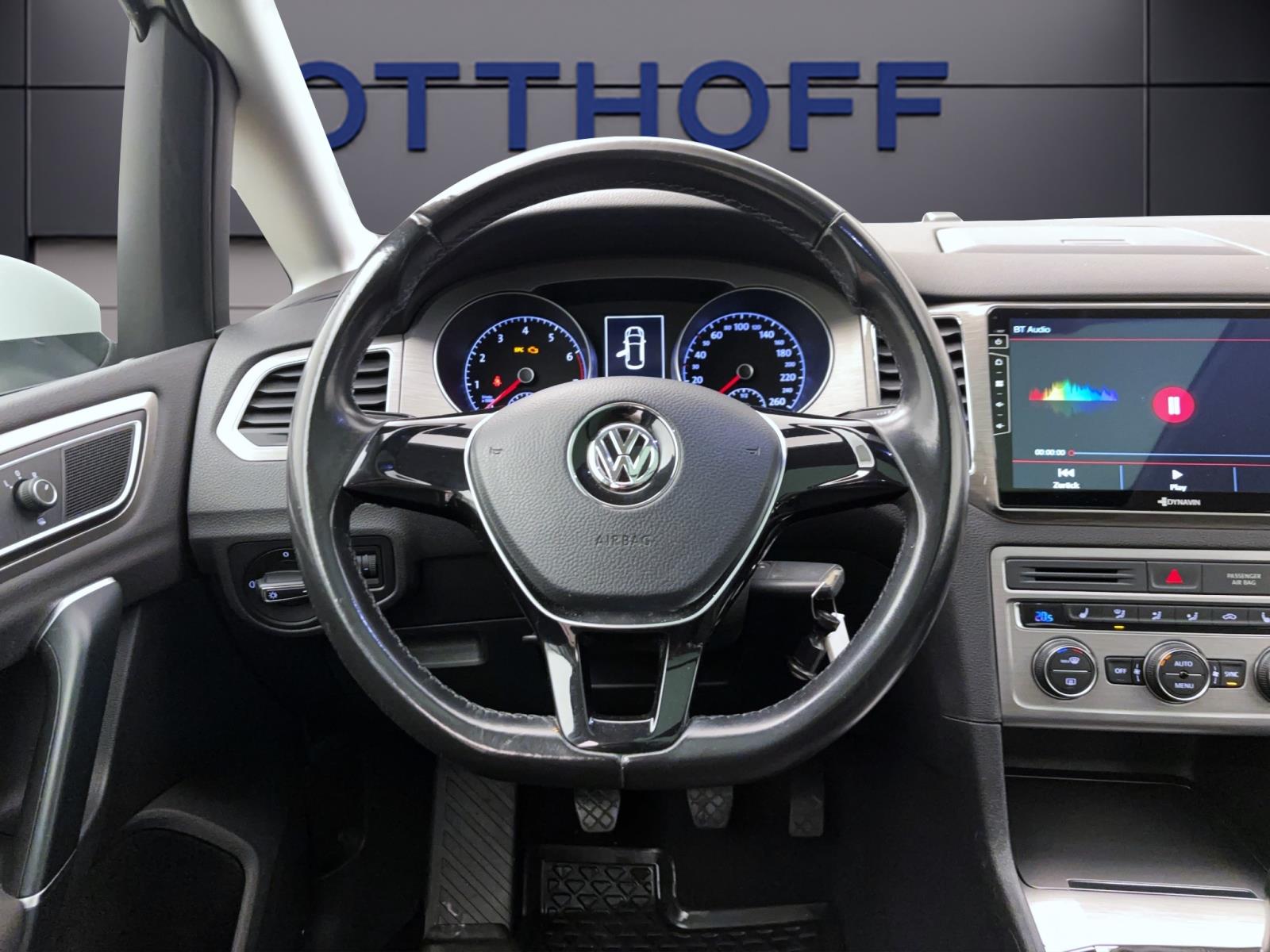 Volkswagen Golf Sportsvan 1.2 TSI Comfortline Pano ParkAssist Winter Klima