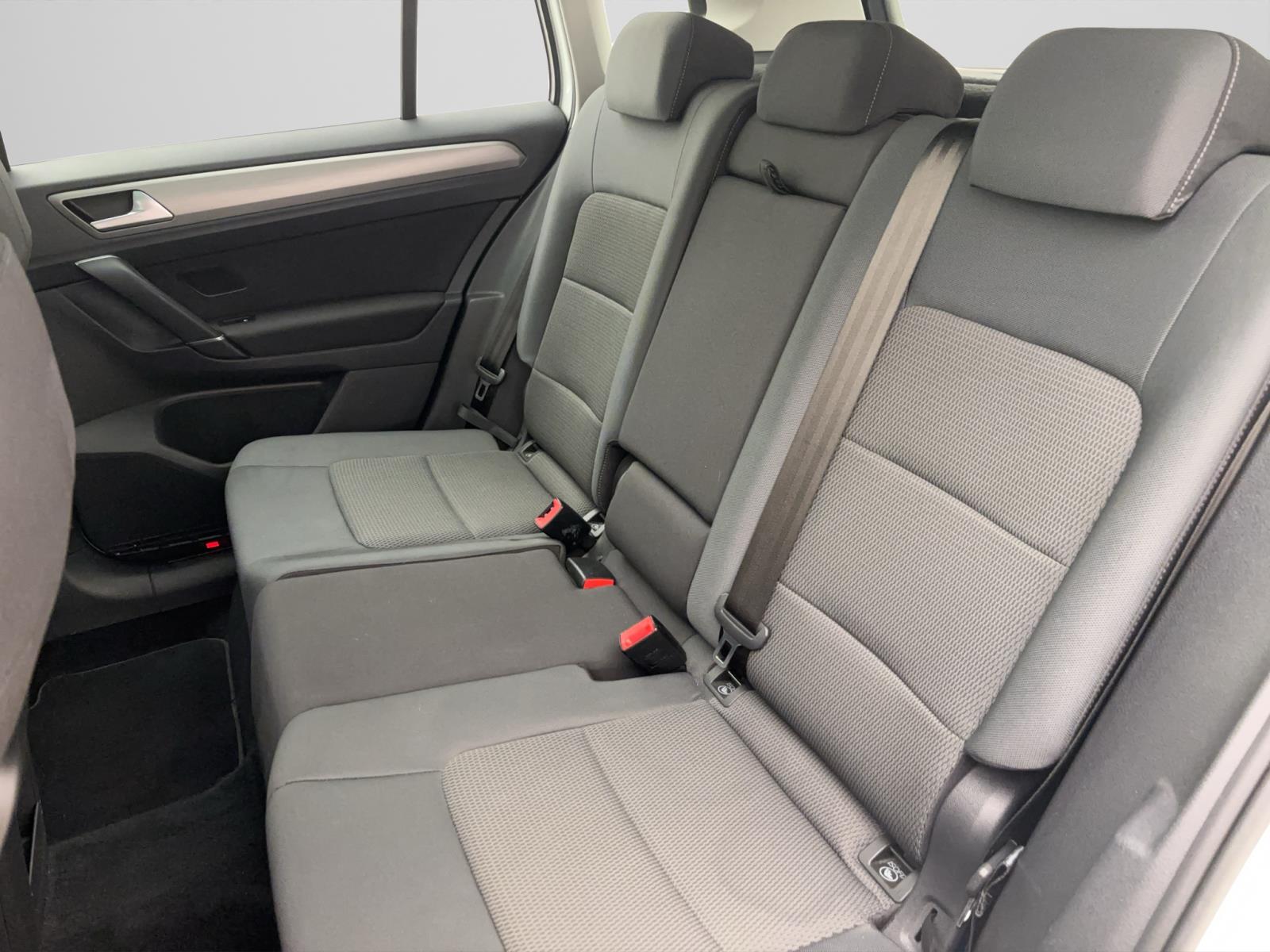 Volkswagen Golf Sportsvan 1.2 TSI Comfortline Pano ParkAssist Winter Klima