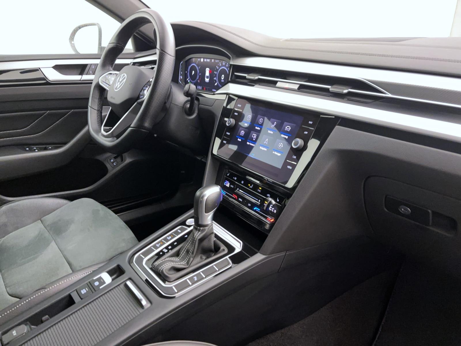 Volkswagen Arteon 1.4 TSI eHybrid DSG R-LINE ACC DCC PDC KAMERA