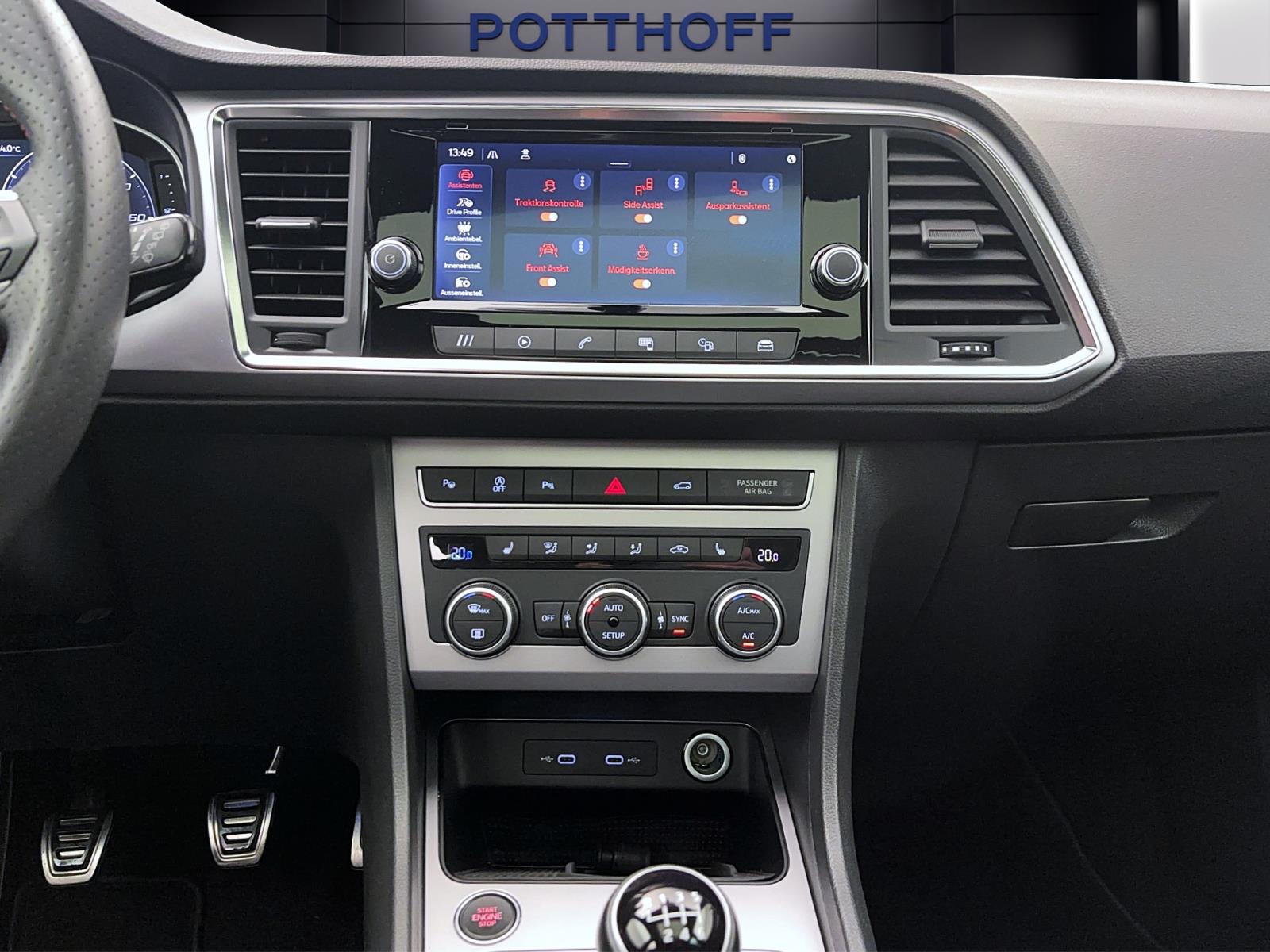 Seat Ateca 1.5 TSI FR Pano RearAssist LED Sitzhzg PDC