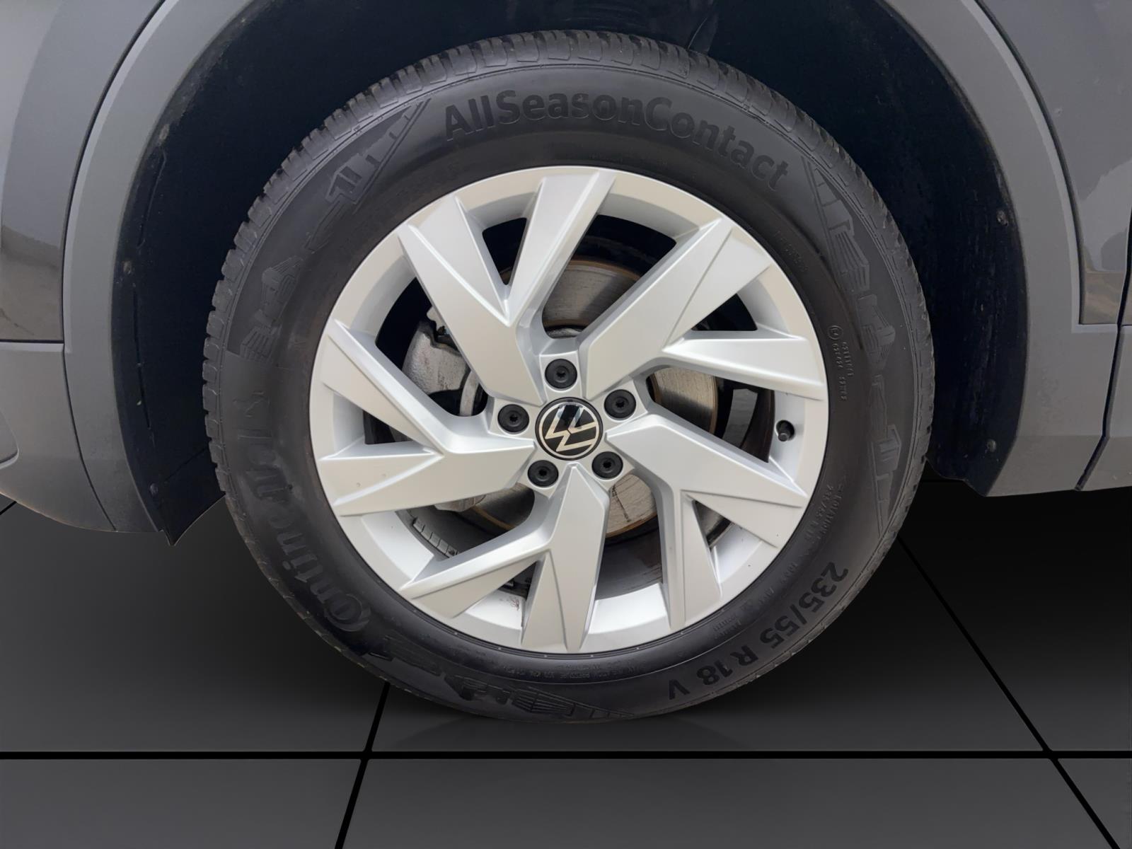 Volkswagen Tiguan Allspace 2.0 TDI DSG Life AHK ACC PDC Kamera LED Navi Winter