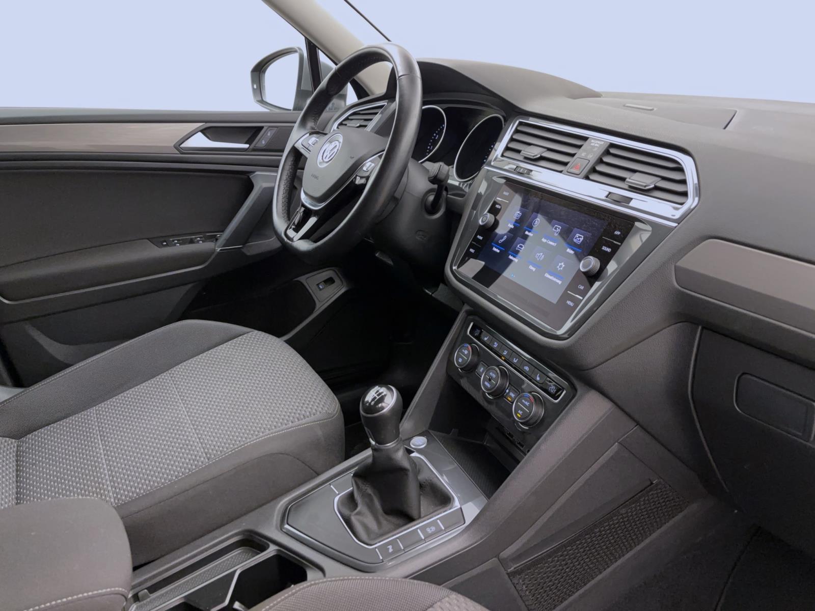 Volkswagen Tiguan Allspace 1.5 TSI COMFORTLINE STANDHZG AHK PDC ACC