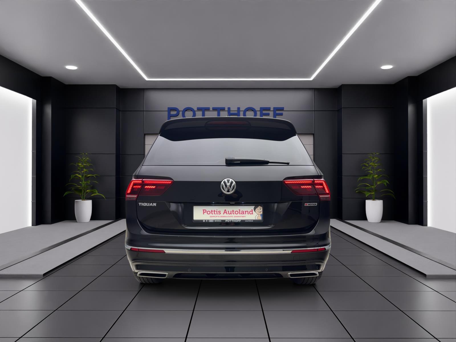 Volkswagen Tiguan 2.0 TSI DSG 4M R-LINE PANO NAVI AHK ACC